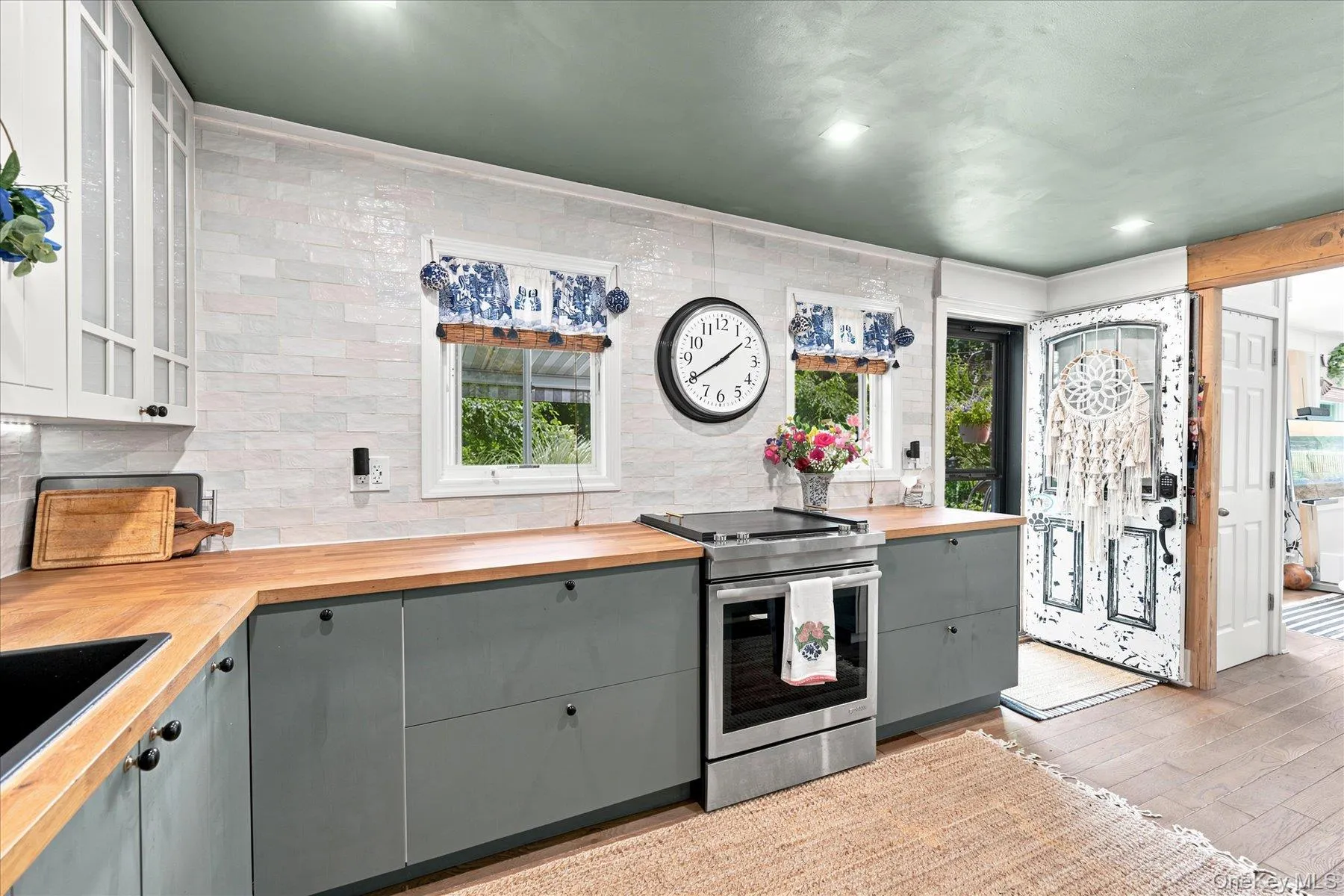 88 Cherry Road, Brookhaven, NY, 3 Bedrooms Bedrooms, 9 Rooms Rooms,2 BathroomsBathrooms,Residential,For Rent,Cherry,0,1028893 88 Cherry Road, Brookhaven, NY, 3 Bedrooms Bedrooms, 9 Rooms Rooms,2 BathroomsBathrooms,Residential,For Rent,Cherry,0,1028893