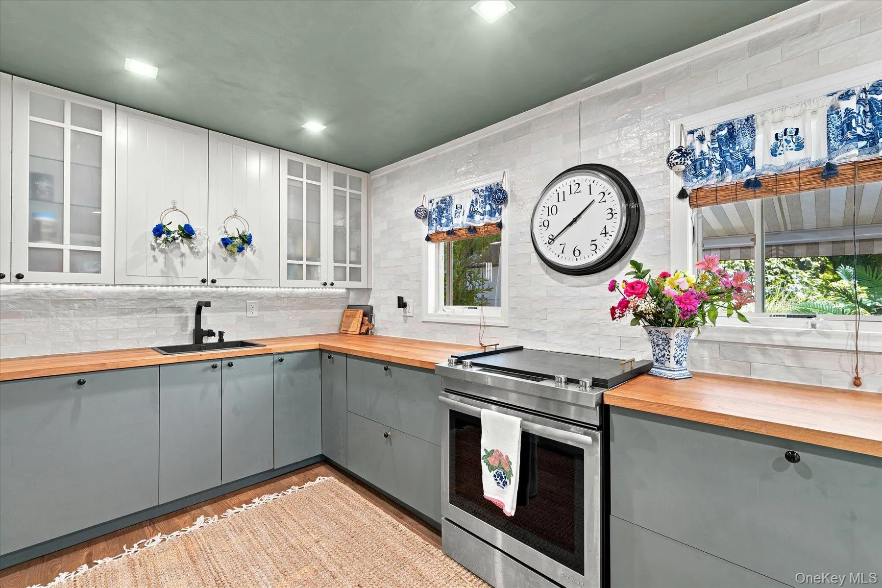 88 Cherry Road, Brookhaven, NY, 3 Bedrooms Bedrooms, 9 Rooms Rooms,2 BathroomsBathrooms,Residential,For Rent,Cherry,0,1028893 88 Cherry Road, Brookhaven, NY, 3 Bedrooms Bedrooms, 9 Rooms Rooms,2 BathroomsBathrooms,Residential,For Rent,Cherry,0,1028893