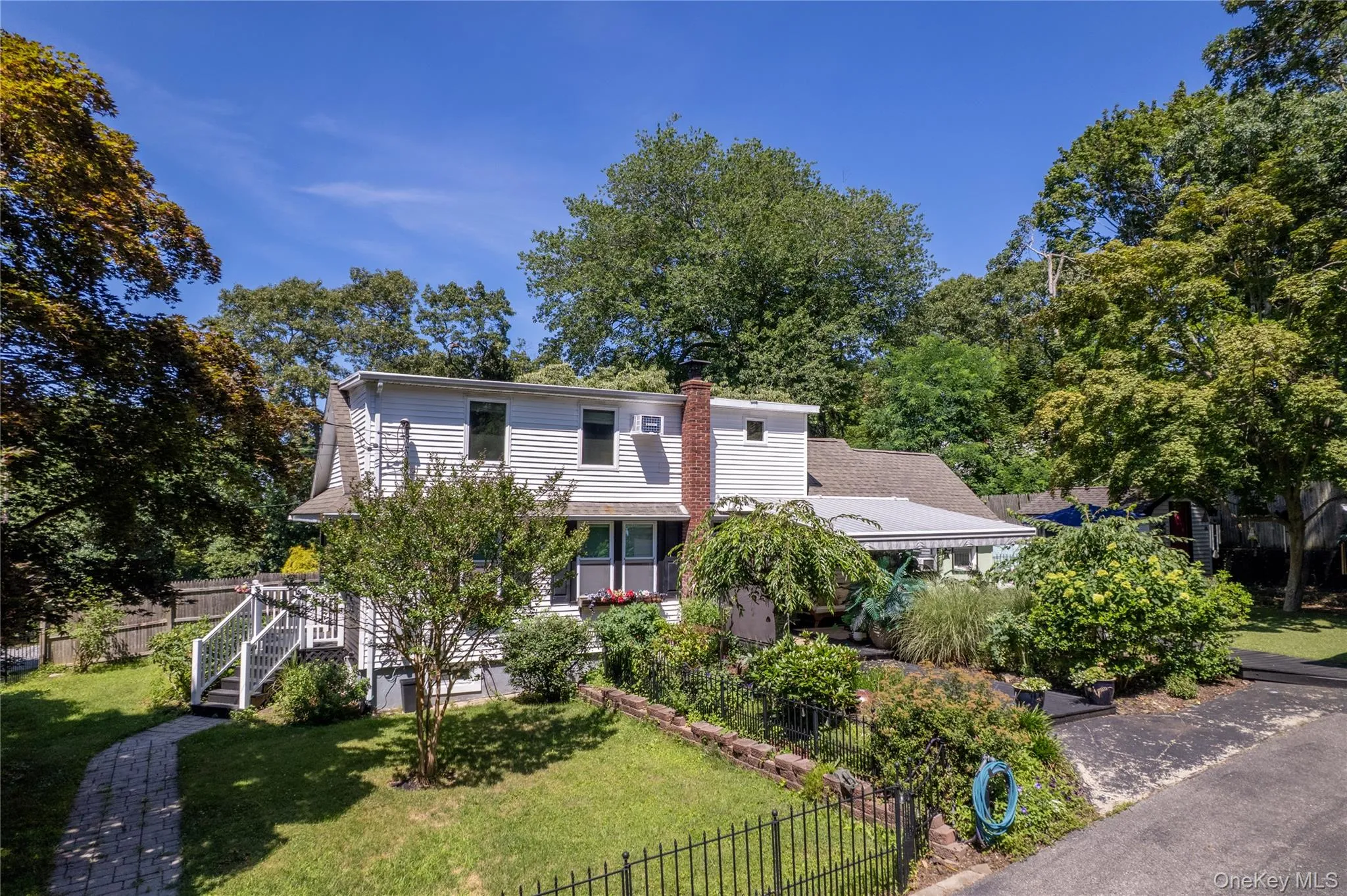 88 Cherry Road, Brookhaven, NY, 3 Bedrooms Bedrooms, 9 Rooms Rooms,2 BathroomsBathrooms,Residential,For Rent,Cherry,0,1028893 88 Cherry Road, Brookhaven, NY, 3 Bedrooms Bedrooms, 9 Rooms Rooms,2 BathroomsBathrooms,Residential,For Rent,Cherry,0,1028893