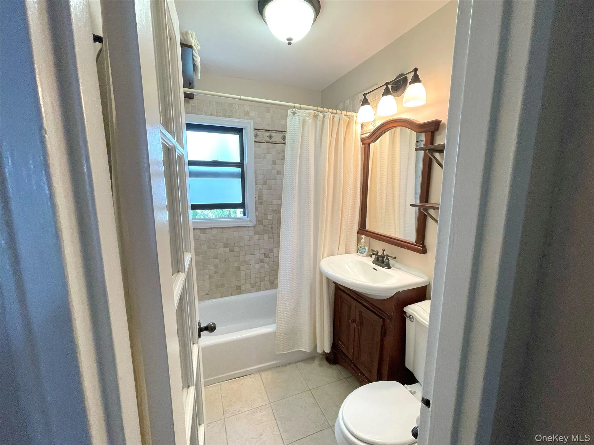 65 Broadway, Long Beach, NY, 1 Bedroom Bedrooms, 3 Rooms Rooms,1 BathroomBathrooms,Residential Lease,For Rent,Broadway,0,1028894 65 Broadway, Long Beach, NY, 1 Bedroom Bedrooms, 3 Rooms Rooms,1 BathroomBathrooms,Residential Lease,For Rent,Broadway,0,1028894