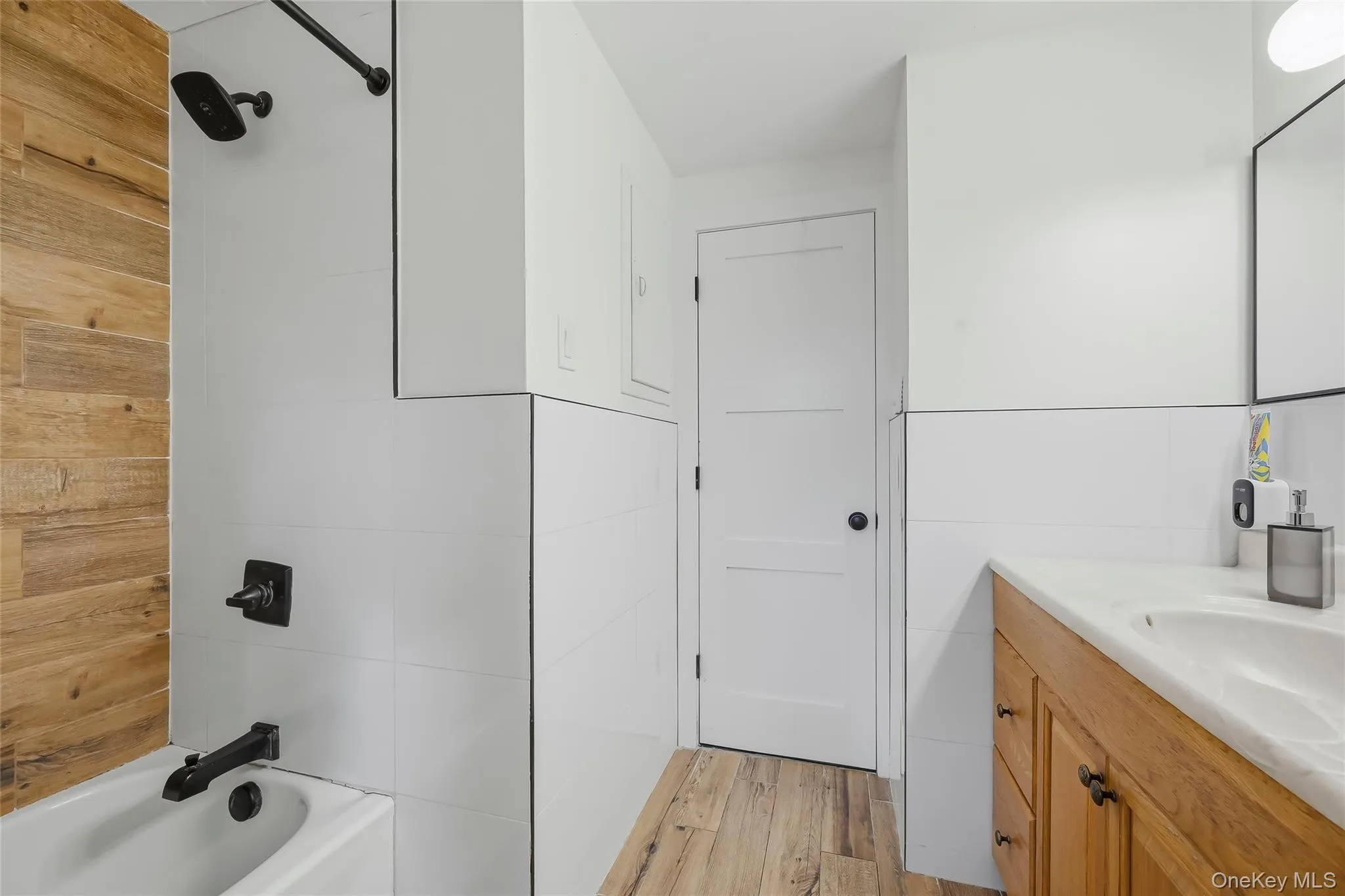249 Ridge Road, Woodbury, NY, 3 Bedrooms Bedrooms, 3 Rooms Rooms,2 BathroomsBathrooms,Residential Lease,For Rent,Ridge,0,1028897 249 Ridge Road, Woodbury, NY, 3 Bedrooms Bedrooms, 3 Rooms Rooms,2 BathroomsBathrooms,Residential Lease,For Rent,Ridge,0,1028897