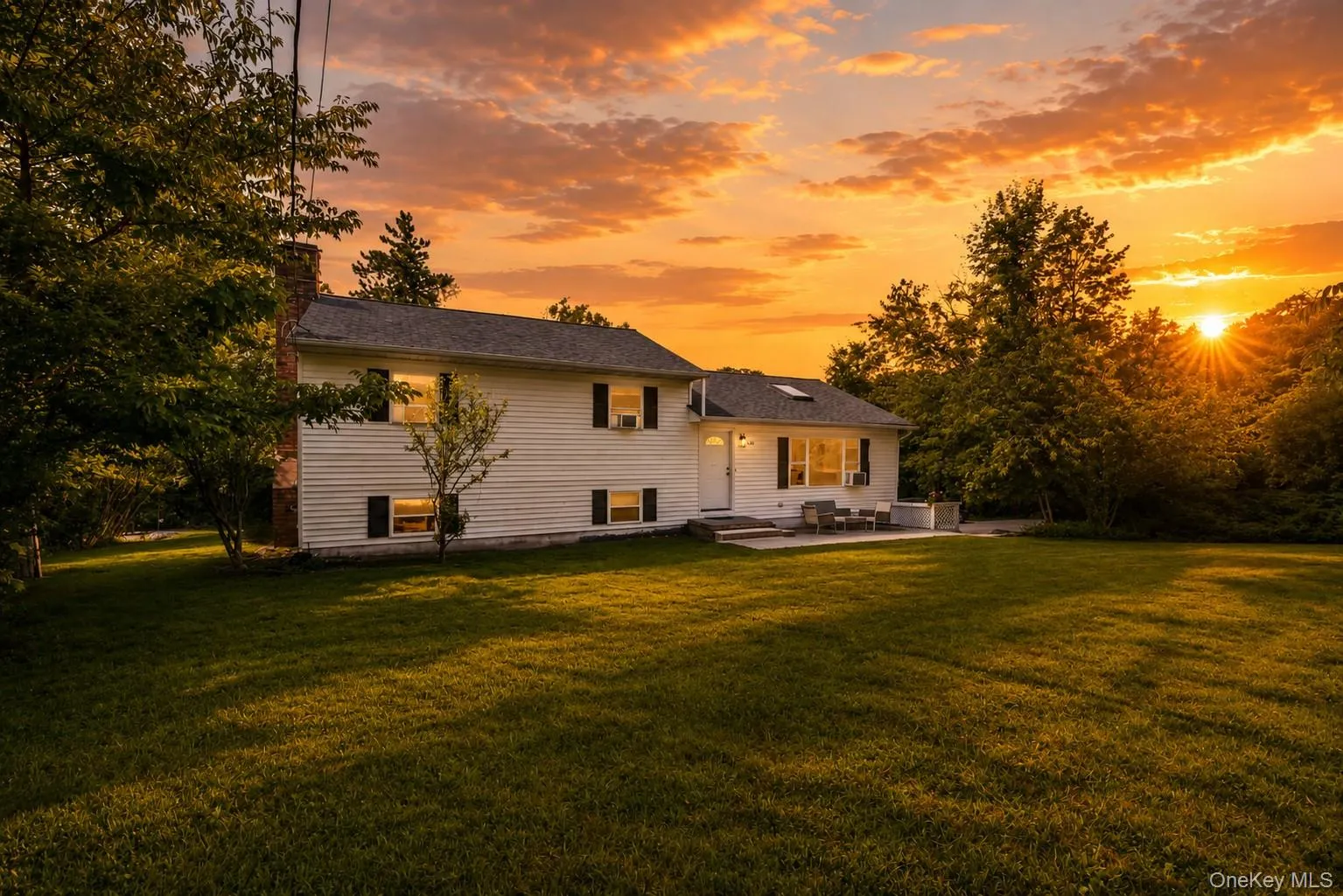 249 Ridge Road, Woodbury, NY, 3 Bedrooms Bedrooms, 3 Rooms Rooms,2 BathroomsBathrooms,Residential Lease,For Rent,Ridge,0,1028897 249 Ridge Road, Woodbury, NY, 3 Bedrooms Bedrooms, 3 Rooms Rooms,2 BathroomsBathrooms,Residential Lease,For Rent,Ridge,0,1028897