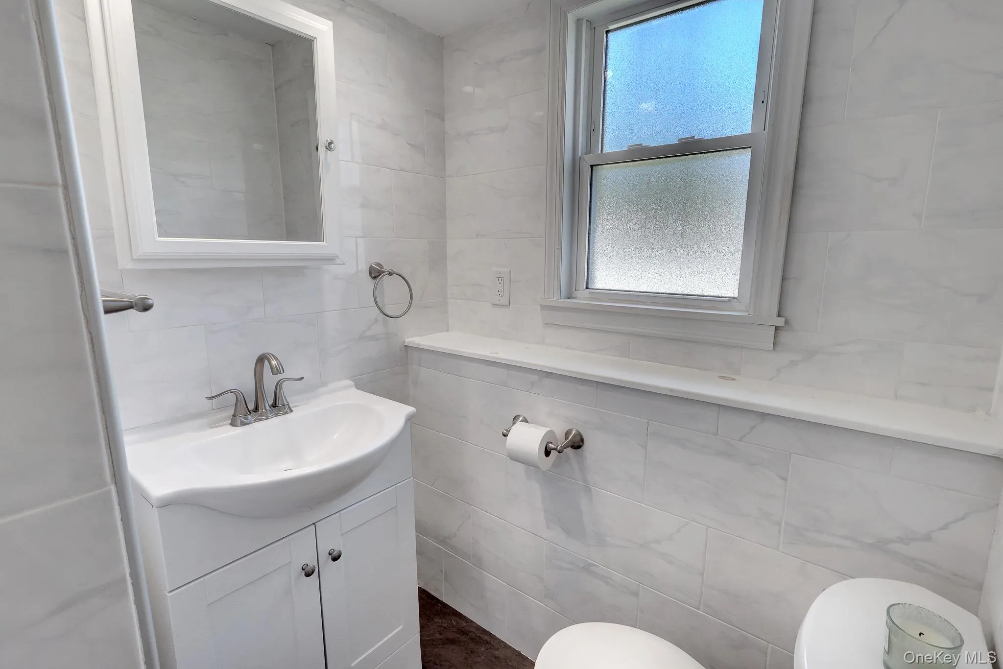 Bathroom - View 2 Bathroom - View 2