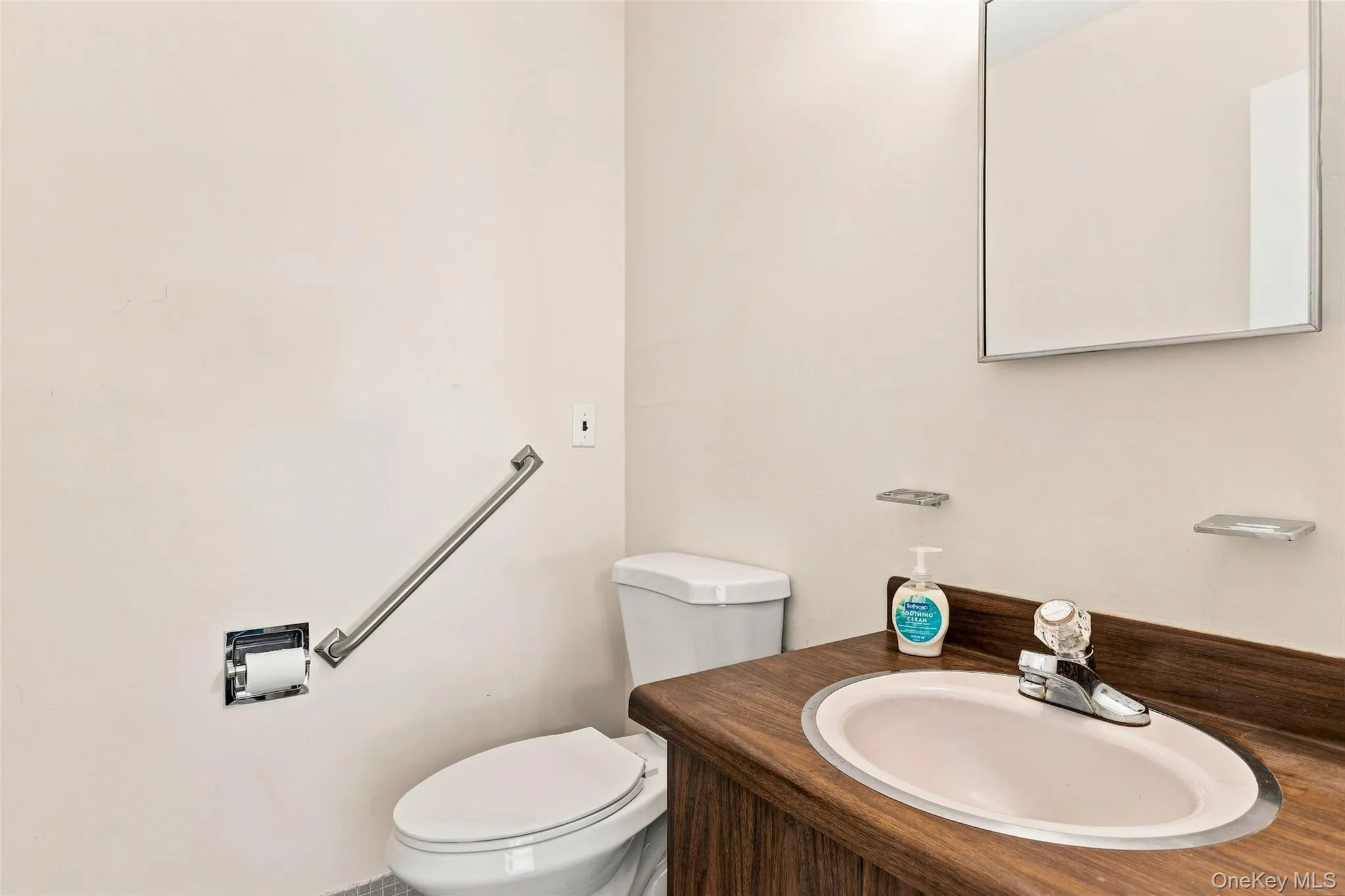 Half bath for Primary bedroom Half bath for Primary bedroom
