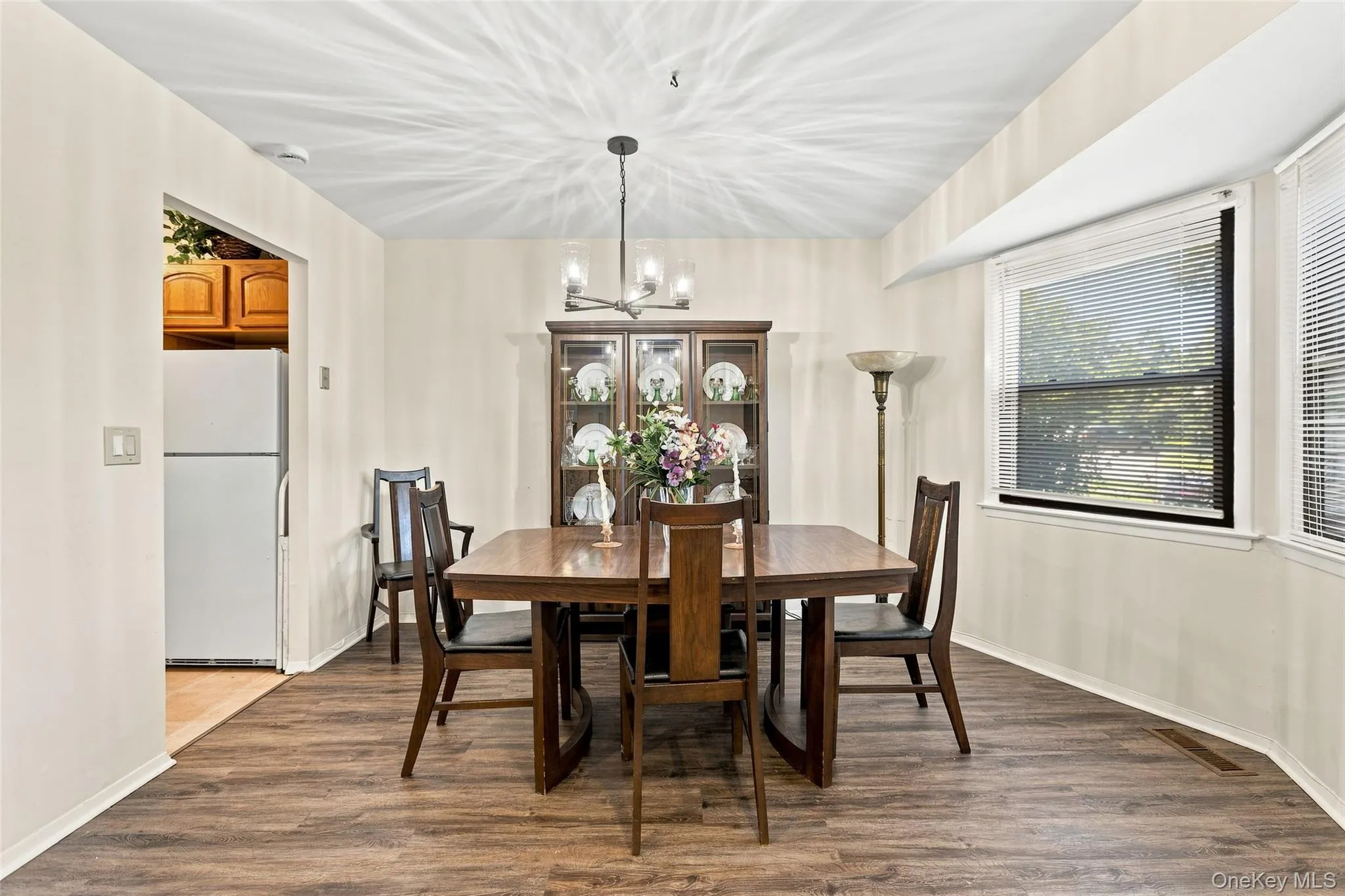 39 Sussex Drive, Yorktown, NY, 2 Bedrooms Bedrooms, 5 Rooms Rooms,1 BathroomBathrooms,Residential,For Rent,Sussex,0,1028904 39 Sussex Drive, Yorktown, NY, 2 Bedrooms Bedrooms, 5 Rooms Rooms,1 BathroomBathrooms,Residential,For Rent,Sussex,0,1028904