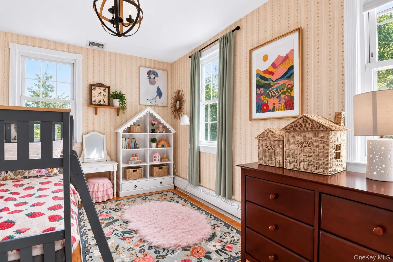 36 Highview Avenue, Orangetown, NY, 3 Bedrooms Bedrooms, 9 Rooms Rooms,1 BathroomBathrooms,Residential,For Rent,Highview,0,1028907 36 Highview Avenue, Orangetown, NY, 3 Bedrooms Bedrooms, 9 Rooms Rooms,1 BathroomBathrooms,Residential,For Rent,Highview,0,1028907
