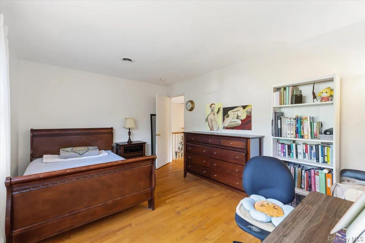 5 Dennis McHugh Court, Orangetown, NY, 4 Bedrooms Bedrooms, 7 Rooms Rooms,2 BathroomsBathrooms,Residential,For Rent,Dennis McHugh,0,1028912 5 Dennis McHugh Court, Orangetown, NY, 4 Bedrooms Bedrooms, 7 Rooms Rooms,2 BathroomsBathrooms,Residential,For Rent,Dennis McHugh,0,1028912