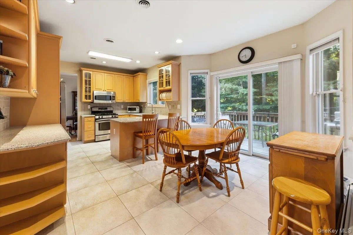 5 Dennis McHugh Court, Orangetown, NY, 4 Bedrooms Bedrooms, 7 Rooms Rooms,2 BathroomsBathrooms,Residential,For Rent,Dennis McHugh,0,1028912 5 Dennis McHugh Court, Orangetown, NY, 4 Bedrooms Bedrooms, 7 Rooms Rooms,2 BathroomsBathrooms,Residential,For Rent,Dennis McHugh,0,1028912