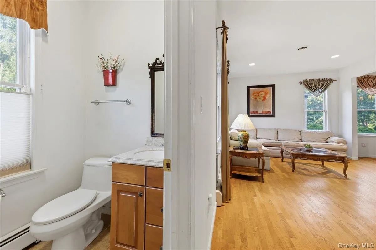 5 Dennis McHugh Court, Orangetown, NY, 4 Bedrooms Bedrooms, 7 Rooms Rooms,2 BathroomsBathrooms,Residential,For Rent,Dennis McHugh,0,1028912 5 Dennis McHugh Court, Orangetown, NY, 4 Bedrooms Bedrooms, 7 Rooms Rooms,2 BathroomsBathrooms,Residential,For Rent,Dennis McHugh,0,1028912