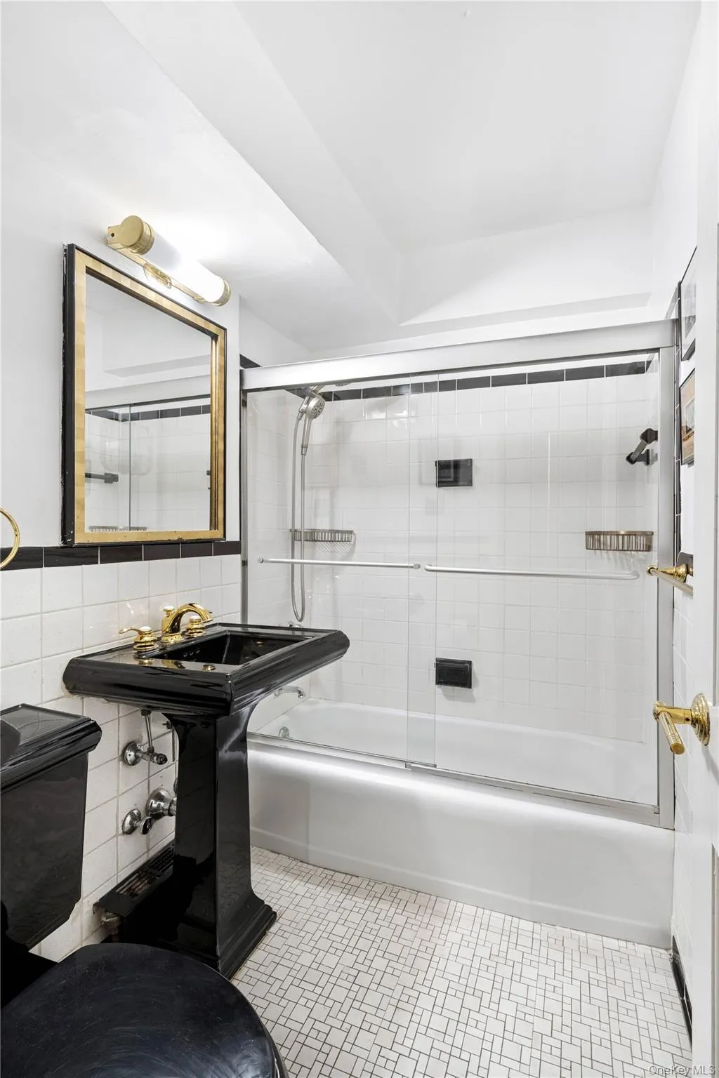 153 57th Street, New York, NY, 1 Bedroom Bedrooms, 3 Rooms Rooms,1 BathroomBathrooms,Residential,For Rent,57th,0,1028913 153 57th Street, New York, NY, 1 Bedroom Bedrooms, 3 Rooms Rooms,1 BathroomBathrooms,Residential,For Rent,57th,0,1028913
