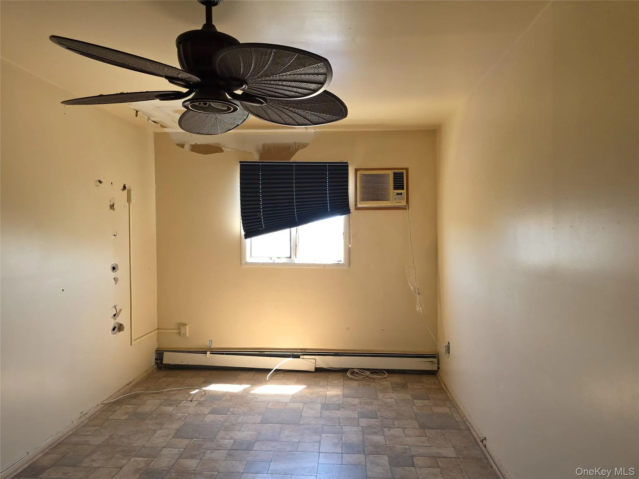 39 Kent Road, Hempstead, NY, 5 Bedrooms Bedrooms, 11 Rooms Rooms,3 BathroomsBathrooms,Residential,For Rent,Kent,0,1028915 39 Kent Road, Hempstead, NY, 5 Bedrooms Bedrooms, 11 Rooms Rooms,3 BathroomsBathrooms,Residential,For Rent,Kent,0,1028915