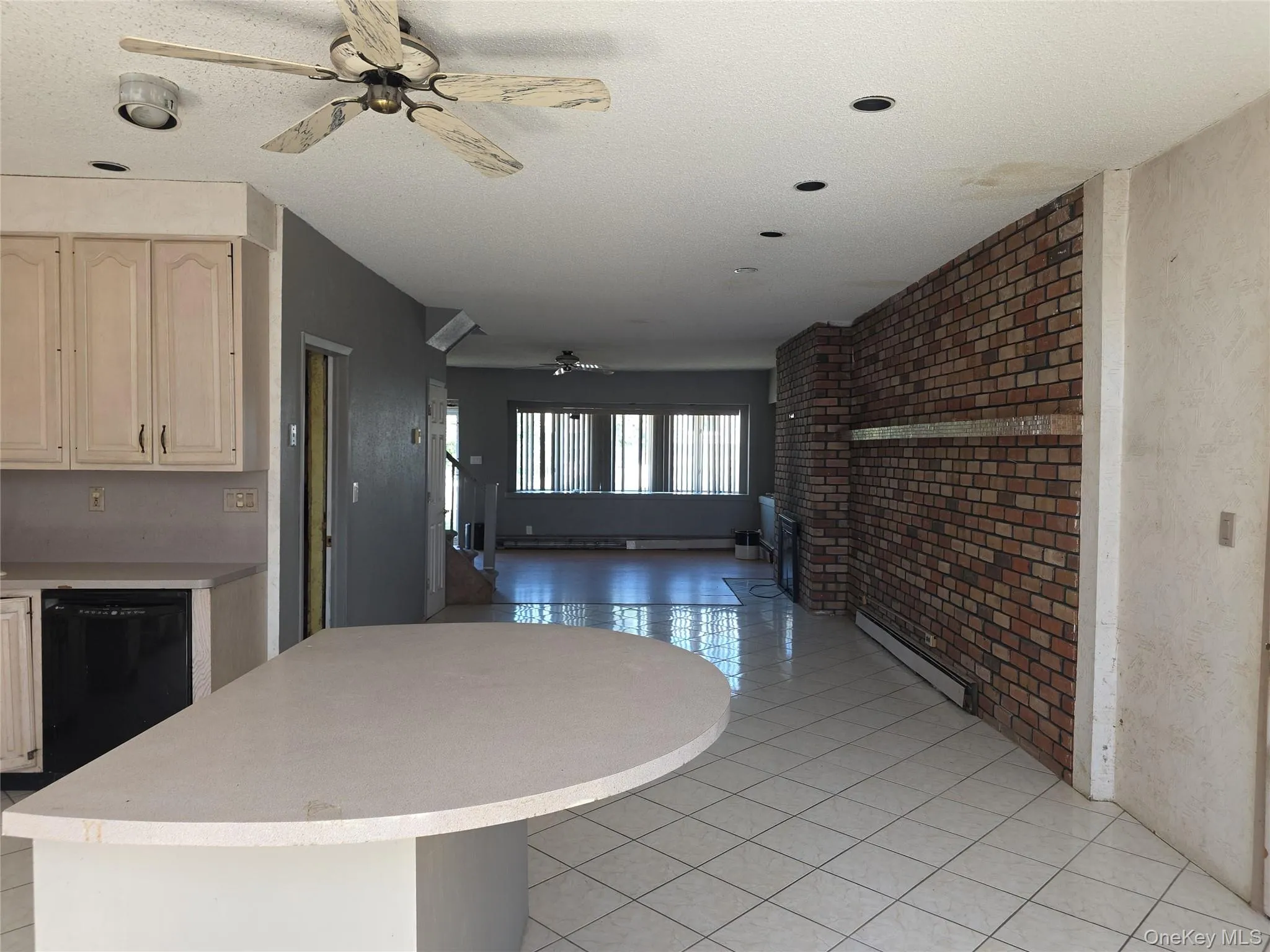 39 Kent Road, Hempstead, NY, 5 Bedrooms Bedrooms, 11 Rooms Rooms,3 BathroomsBathrooms,Residential,For Rent,Kent,0,1028915 39 Kent Road, Hempstead, NY, 5 Bedrooms Bedrooms, 11 Rooms Rooms,3 BathroomsBathrooms,Residential,For Rent,Kent,0,1028915