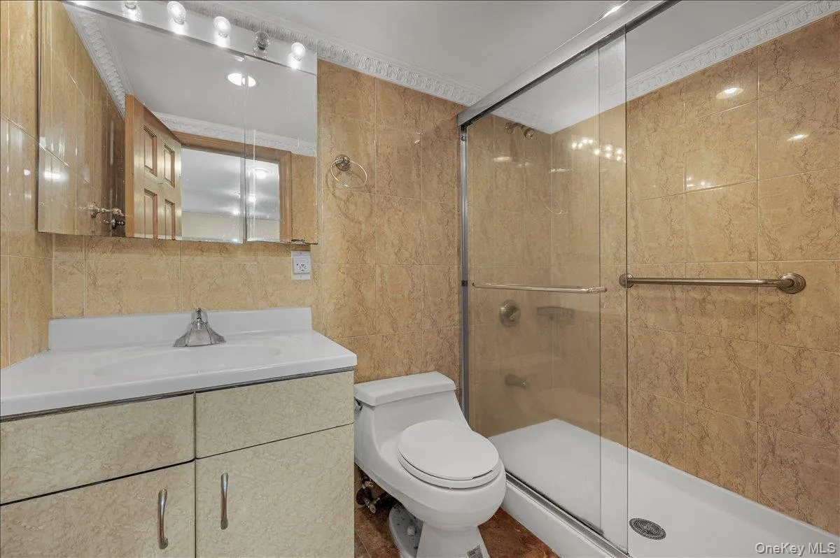 125 Sterling Road, Hempstead, NY, 4 Bedrooms Bedrooms, 8 Rooms Rooms,2 BathroomsBathrooms,Residential,For Rent,Sterling,0,1028922 125 Sterling Road, Hempstead, NY, 4 Bedrooms Bedrooms, 8 Rooms Rooms,2 BathroomsBathrooms,Residential,For Rent,Sterling,0,1028922