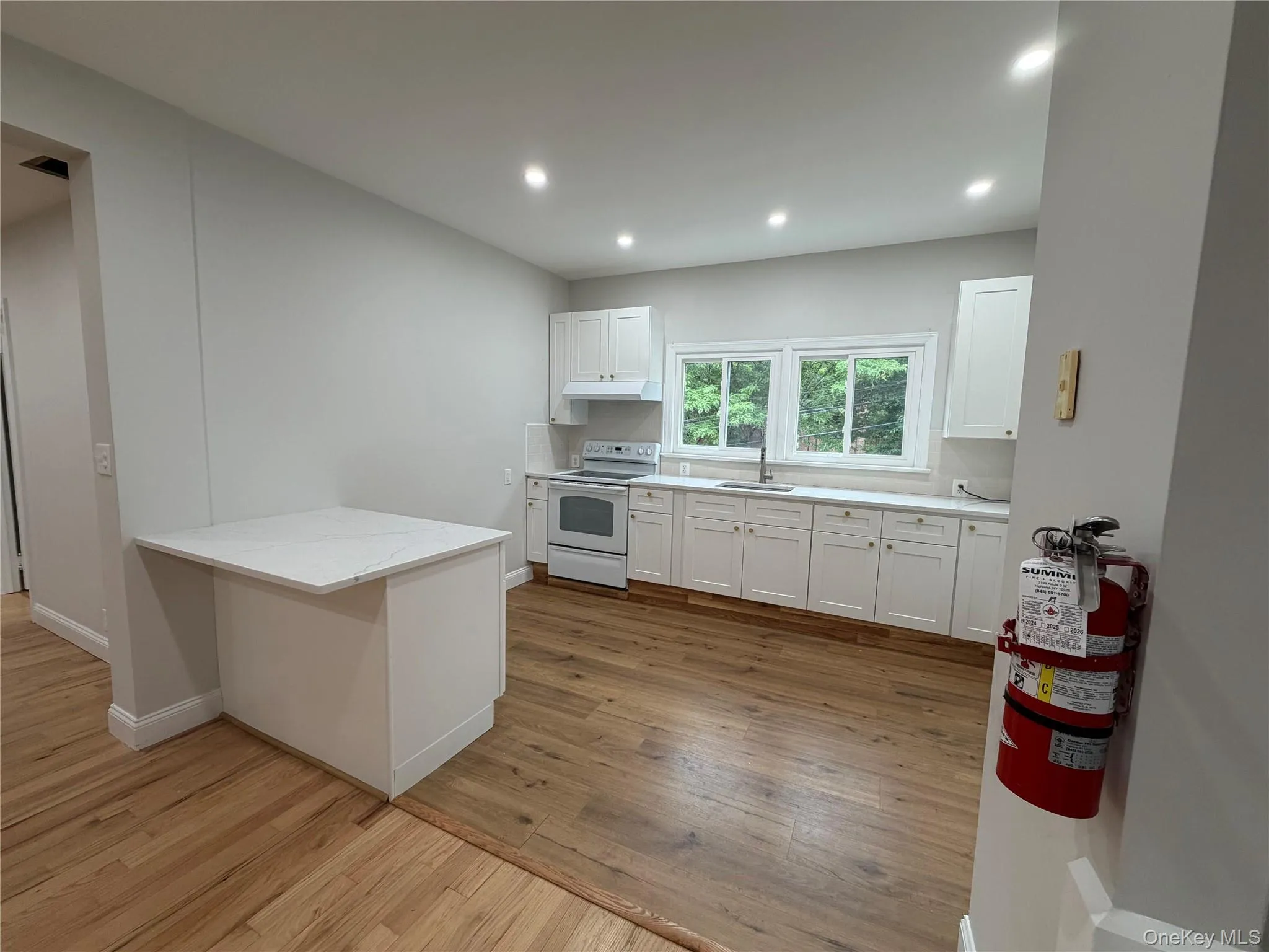 554 Main Street, Beacon, NY, 2 Bedrooms Bedrooms, 6 Rooms Rooms,1 BathroomBathrooms,Residential Lease,For Rent,Main,0,1028926 554 Main Street, Beacon, NY, 2 Bedrooms Bedrooms, 6 Rooms Rooms,1 BathroomBathrooms,Residential Lease,For Rent,Main,0,1028926