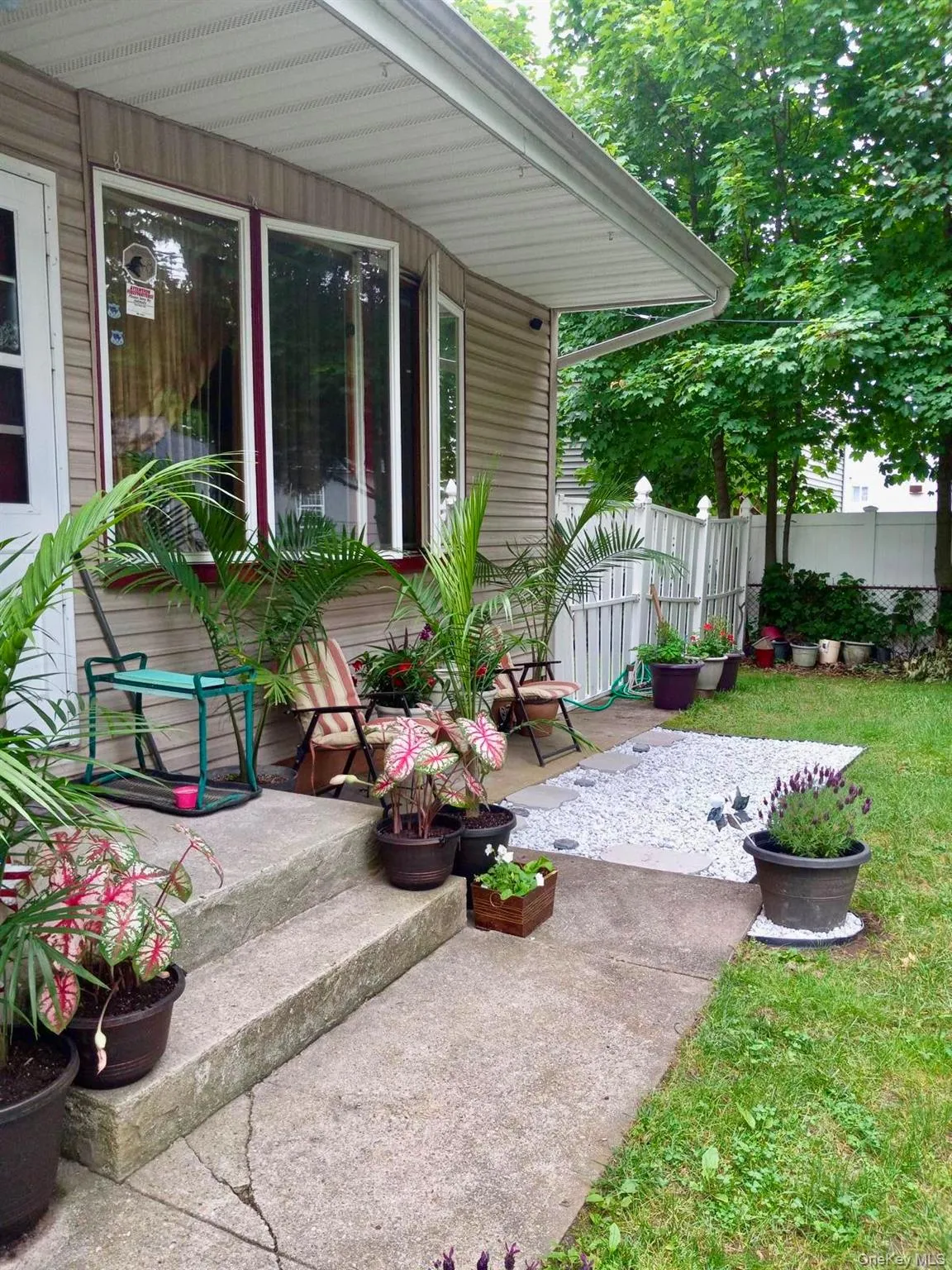 206 Bay Shore Road, Babylon, NY, 5 Bedrooms Bedrooms, 8 Rooms Rooms,2 BathroomsBathrooms,Residential,For Rent,Bay Shore,0,1028927 206 Bay Shore Road, Babylon, NY, 5 Bedrooms Bedrooms, 8 Rooms Rooms,2 BathroomsBathrooms,Residential,For Rent,Bay Shore,0,1028927