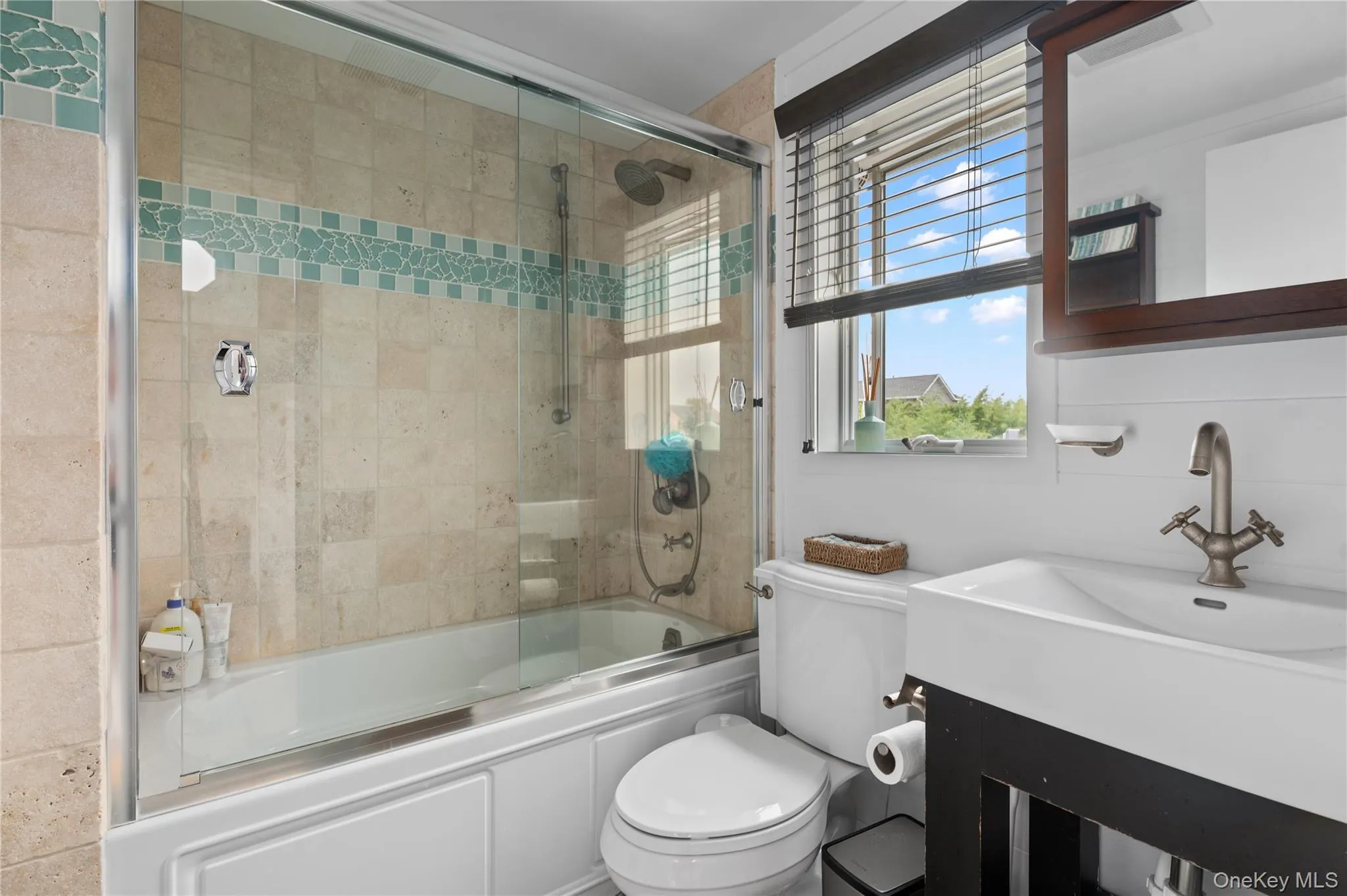 29 Bungalow Walk, Islip, NY, 3 Bedrooms Bedrooms, 7 Rooms Rooms,2 BathroomsBathrooms,Residential,For Rent,Bungalow,0,1028928 29 Bungalow Walk, Islip, NY, 3 Bedrooms Bedrooms, 7 Rooms Rooms,2 BathroomsBathrooms,Residential,For Rent,Bungalow,0,1028928