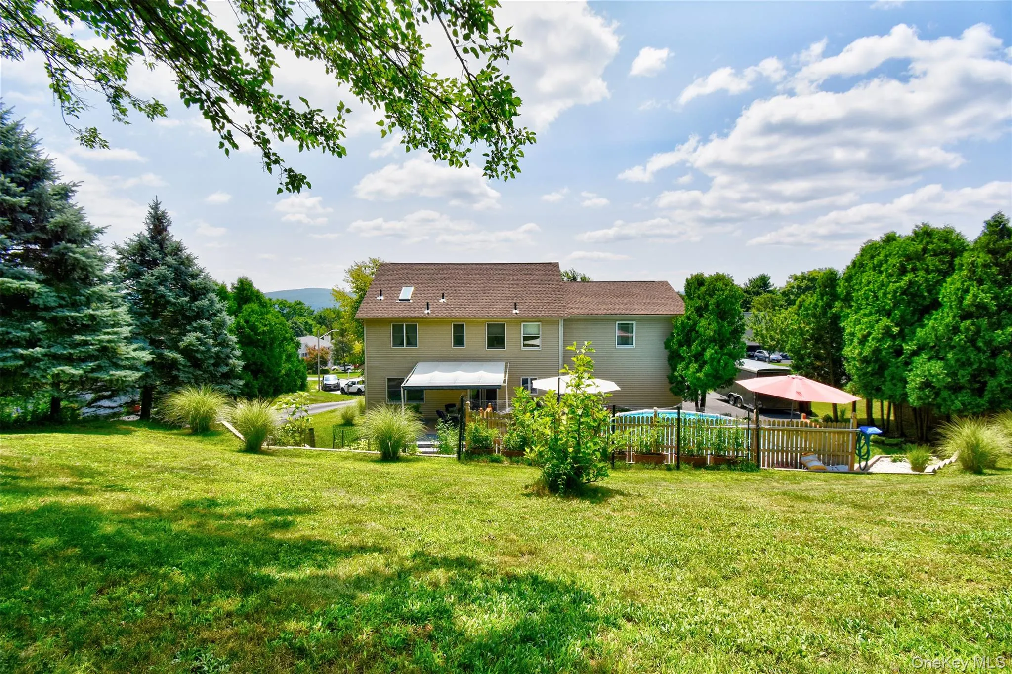 24 Valley View Circle, Warwick (town), NY, 4 Bedrooms Bedrooms, 8 Rooms Rooms,2 BathroomsBathrooms,Residential,For Rent,Valley View,0,1028934 24 Valley View Circle, Warwick (town), NY, 4 Bedrooms Bedrooms, 8 Rooms Rooms,2 BathroomsBathrooms,Residential,For Rent,Valley View,0,1028934