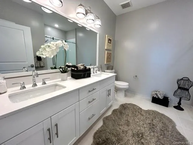 75 Hoffman Avenue, Babylon, NY, 2 Bedrooms Bedrooms, 5 Rooms Rooms,2 BathroomsBathrooms,Residential Lease,For Rent,Hoffman,0,1028945 75 Hoffman Avenue, Babylon, NY, 2 Bedrooms Bedrooms, 5 Rooms Rooms,2 BathroomsBathrooms,Residential Lease,For Rent,Hoffman,0,1028945