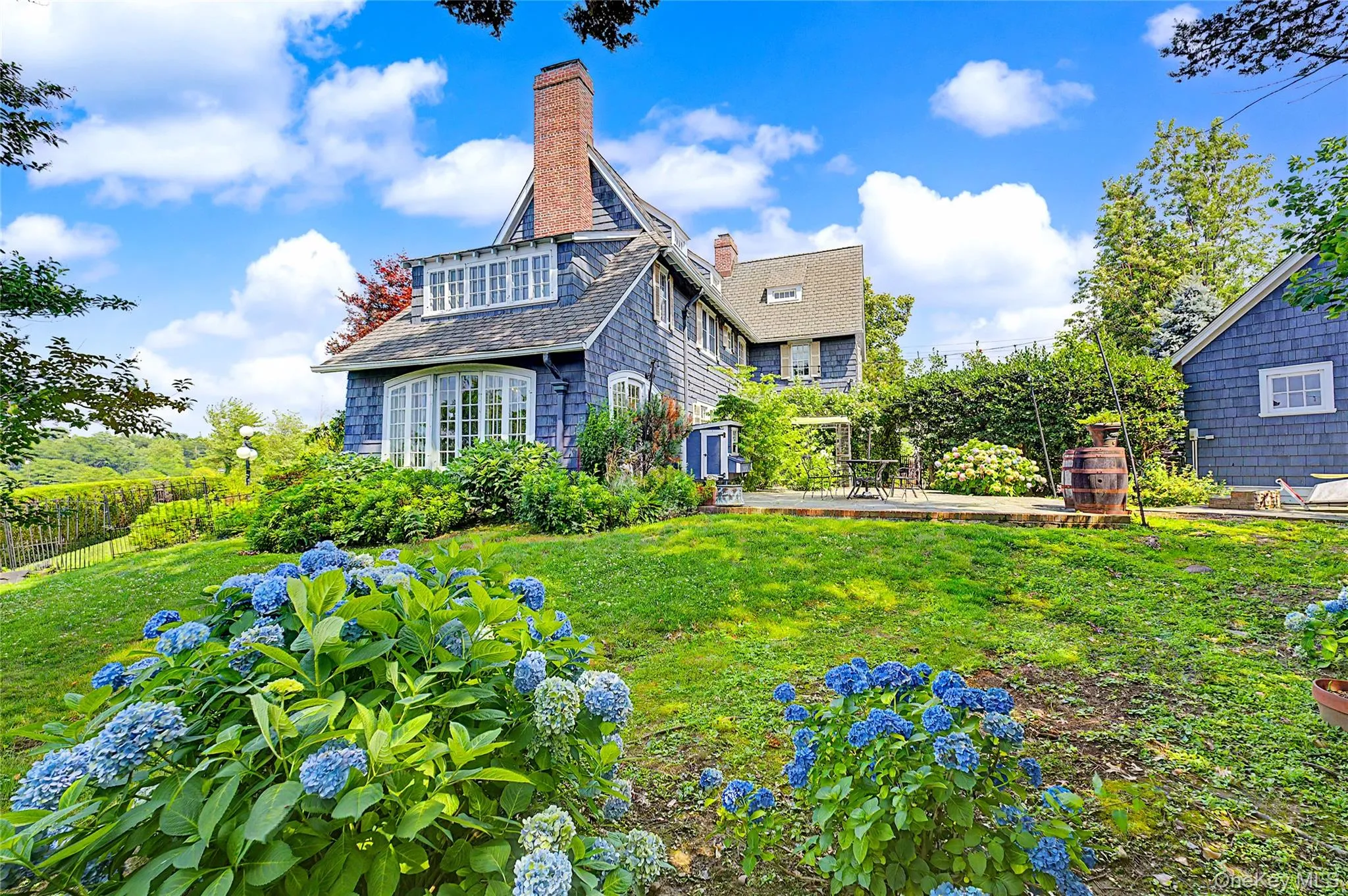 1120 Shore Road, New York, NY, 6 Bedrooms Bedrooms, 18 Rooms Rooms,3 BathroomsBathrooms,Residential,For Rent,Shore,0,1028948 1120 Shore Road, New York, NY, 6 Bedrooms Bedrooms, 18 Rooms Rooms,3 BathroomsBathrooms,Residential,For Rent,Shore,0,1028948