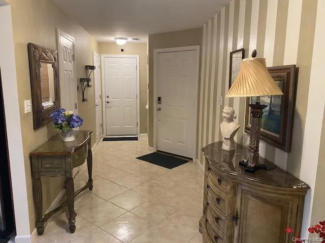 132 Captains Court, Brookhaven, NY, 2 Bedrooms Bedrooms, 7 Rooms Rooms,2 BathroomsBathrooms,Residential,For Rent,Captains,0,1028949 132 Captains Court, Brookhaven, NY, 2 Bedrooms Bedrooms, 7 Rooms Rooms,2 BathroomsBathrooms,Residential,For Rent,Captains,0,1028949