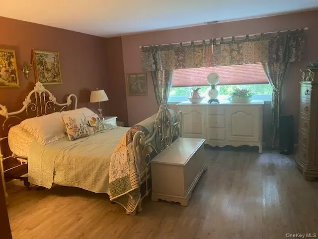 132 Captains Court, Brookhaven, NY, 2 Bedrooms Bedrooms, 7 Rooms Rooms,2 BathroomsBathrooms,Residential,For Rent,Captains,0,1028949 132 Captains Court, Brookhaven, NY, 2 Bedrooms Bedrooms, 7 Rooms Rooms,2 BathroomsBathrooms,Residential,For Rent,Captains,0,1028949