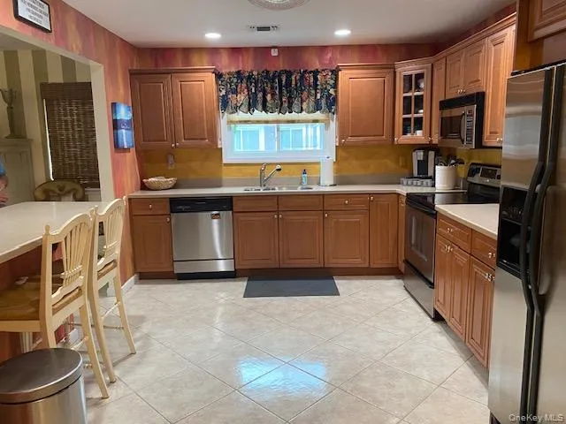 132 Captains Court, Brookhaven, NY, 2 Bedrooms Bedrooms, 7 Rooms Rooms,2 BathroomsBathrooms,Residential,For Rent,Captains,0,1028949 132 Captains Court, Brookhaven, NY, 2 Bedrooms Bedrooms, 7 Rooms Rooms,2 BathroomsBathrooms,Residential,For Rent,Captains,0,1028949