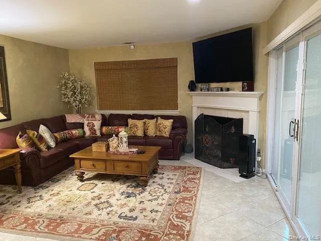 132 Captains Court, Brookhaven, NY, 2 Bedrooms Bedrooms, 7 Rooms Rooms,2 BathroomsBathrooms,Residential,For Rent,Captains,0,1028949 132 Captains Court, Brookhaven, NY, 2 Bedrooms Bedrooms, 7 Rooms Rooms,2 BathroomsBathrooms,Residential,For Rent,Captains,0,1028949