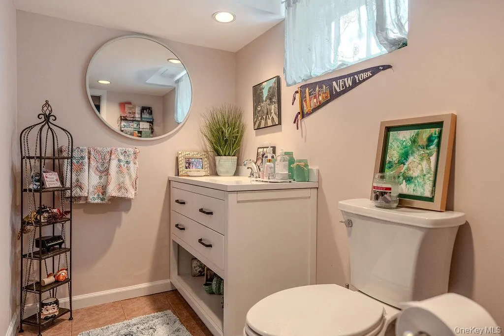 267 Hill Street, North Hempstead, NY, 5 Bedrooms Bedrooms, 10 Rooms Rooms,2 BathroomsBathrooms,Residential,For Rent,Hill,0,1028958 267 Hill Street, North Hempstead, NY, 5 Bedrooms Bedrooms, 10 Rooms Rooms,2 BathroomsBathrooms,Residential,For Rent,Hill,0,1028958