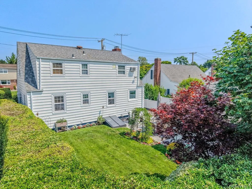 267 Hill Street, North Hempstead, NY, 5 Bedrooms Bedrooms, 10 Rooms Rooms,2 BathroomsBathrooms,Residential,For Rent,Hill,0,1028958 267 Hill Street, North Hempstead, NY, 5 Bedrooms Bedrooms, 10 Rooms Rooms,2 BathroomsBathrooms,Residential,For Rent,Hill,0,1028958