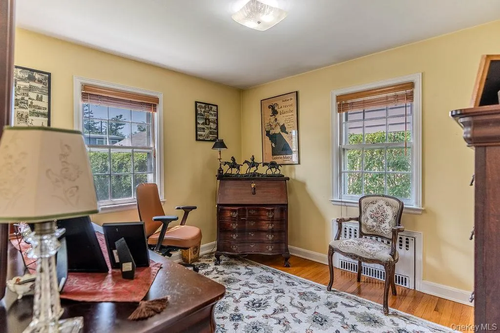 267 Hill Street, North Hempstead, NY, 5 Bedrooms Bedrooms, 10 Rooms Rooms,2 BathroomsBathrooms,Residential,For Rent,Hill,0,1028958 267 Hill Street, North Hempstead, NY, 5 Bedrooms Bedrooms, 10 Rooms Rooms,2 BathroomsBathrooms,Residential,For Rent,Hill,0,1028958