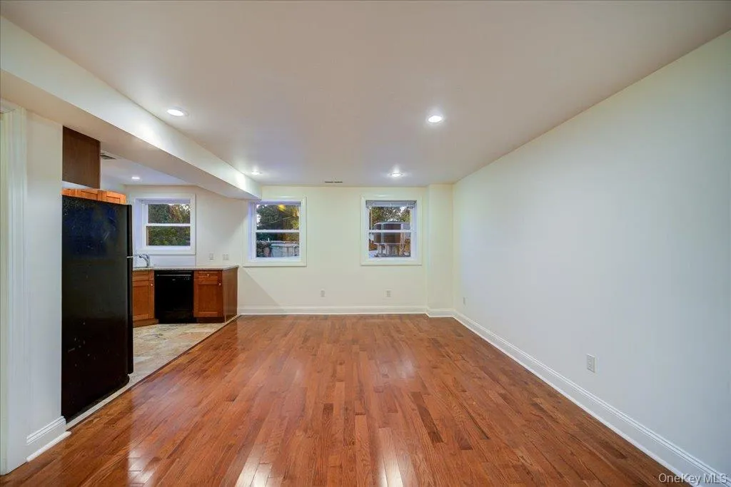 308 Main Street, Beacon, NY, 1 Bedroom Bedrooms, 5 Rooms Rooms,1 BathroomBathrooms,Residential Lease,For Rent,Main,0,1028960 308 Main Street, Beacon, NY, 1 Bedroom Bedrooms, 5 Rooms Rooms,1 BathroomBathrooms,Residential Lease,For Rent,Main,0,1028960