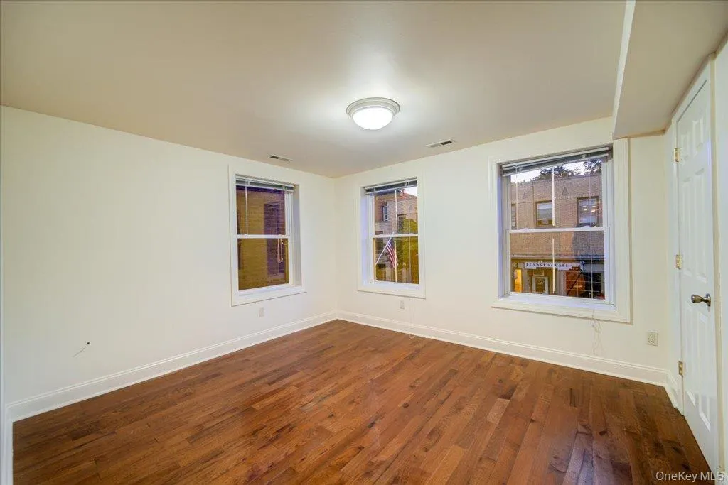 308 Main Street, Beacon, NY, 1 Bedroom Bedrooms, 5 Rooms Rooms,1 BathroomBathrooms,Residential Lease,For Rent,Main,0,1028960 308 Main Street, Beacon, NY, 1 Bedroom Bedrooms, 5 Rooms Rooms,1 BathroomBathrooms,Residential Lease,For Rent,Main,0,1028960