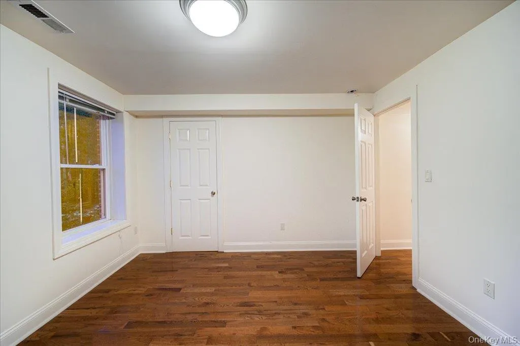 308 Main Street, Beacon, NY, 1 Bedroom Bedrooms, 5 Rooms Rooms,1 BathroomBathrooms,Residential Lease,For Rent,Main,0,1028960 308 Main Street, Beacon, NY, 1 Bedroom Bedrooms, 5 Rooms Rooms,1 BathroomBathrooms,Residential Lease,For Rent,Main,0,1028960