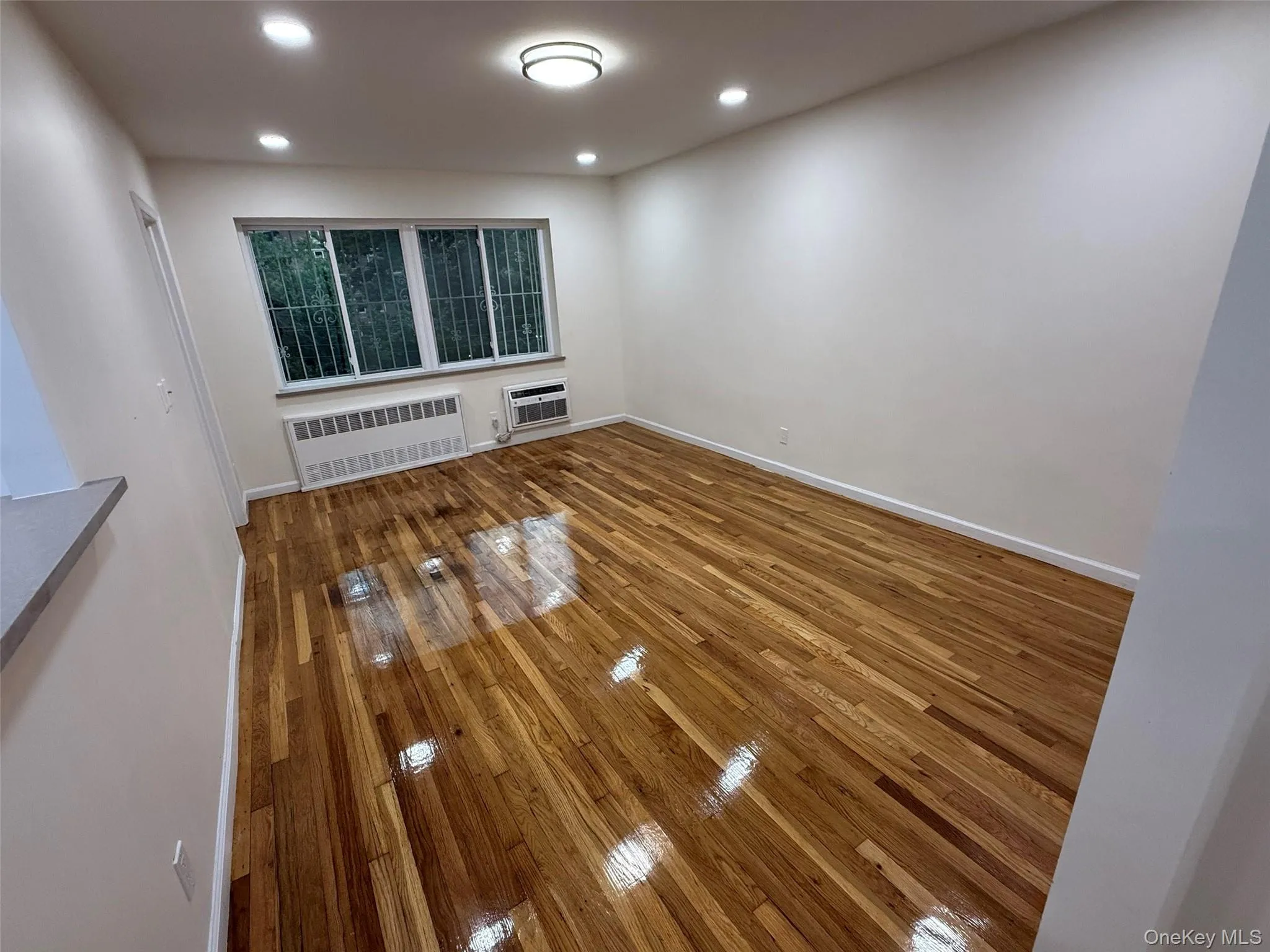 4622 59th Street, New York, NY, 3 Bedrooms Bedrooms, 7 Rooms Rooms,2 BathroomsBathrooms,Residential Lease,For Rent,59th,0,1028961 4622 59th Street, New York, NY, 3 Bedrooms Bedrooms, 7 Rooms Rooms,2 BathroomsBathrooms,Residential Lease,For Rent,59th,0,1028961