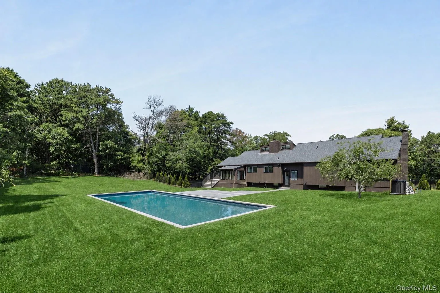 138 Longview Road, Southampton, NY, 3 Bedrooms Bedrooms, 6 Rooms Rooms,3 BathroomsBathrooms,Residential,For Rent,Longview,0,1028965 138 Longview Road, Southampton, NY, 3 Bedrooms Bedrooms, 6 Rooms Rooms,3 BathroomsBathrooms,Residential,For Rent,Longview,0,1028965