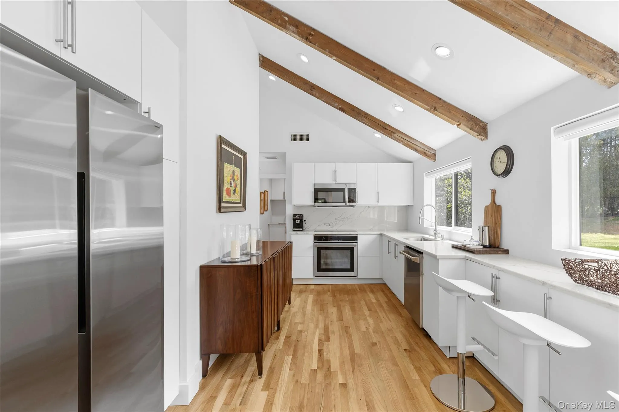 138 Longview Road, Southampton, NY, 3 Bedrooms Bedrooms, 6 Rooms Rooms,3 BathroomsBathrooms,Residential,For Rent,Longview,0,1028965 138 Longview Road, Southampton, NY, 3 Bedrooms Bedrooms, 6 Rooms Rooms,3 BathroomsBathrooms,Residential,For Rent,Longview,0,1028965