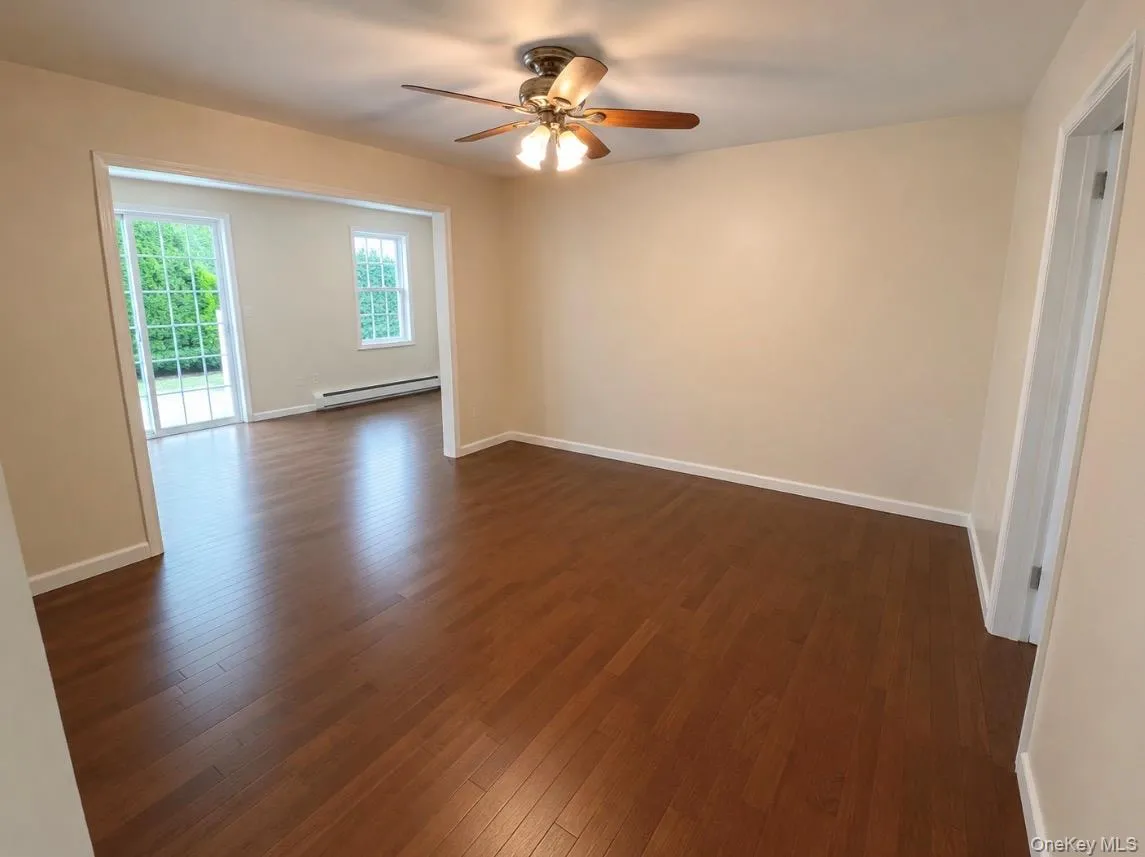81 Bellwood Avenue, Brookhaven, NY, 4 Bedrooms Bedrooms, 8 Rooms Rooms,2 BathroomsBathrooms,Residential Lease,For Rent,Bellwood,0,1028966 81 Bellwood Avenue, Brookhaven, NY, 4 Bedrooms Bedrooms, 8 Rooms Rooms,2 BathroomsBathrooms,Residential Lease,For Rent,Bellwood,0,1028966