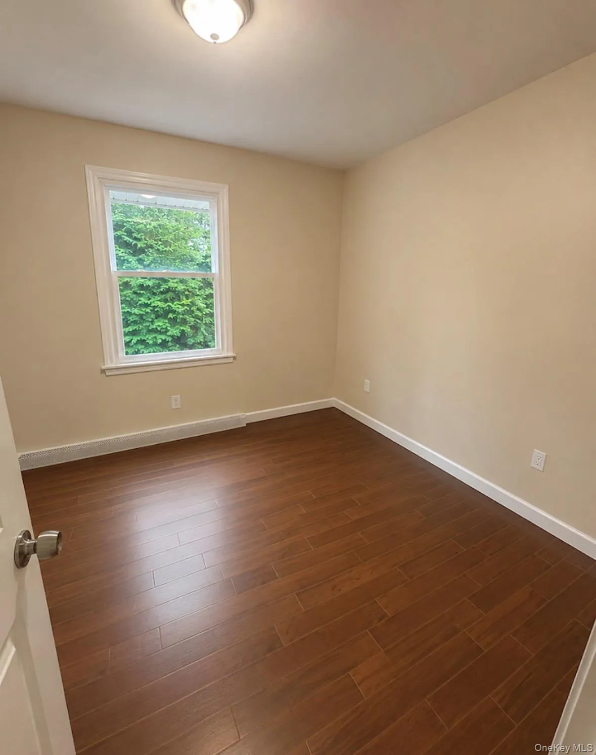 81 Bellwood Avenue, Brookhaven, NY, 4 Bedrooms Bedrooms, 8 Rooms Rooms,2 BathroomsBathrooms,Residential Lease,For Rent,Bellwood,0,1028966 81 Bellwood Avenue, Brookhaven, NY, 4 Bedrooms Bedrooms, 8 Rooms Rooms,2 BathroomsBathrooms,Residential Lease,For Rent,Bellwood,0,1028966
