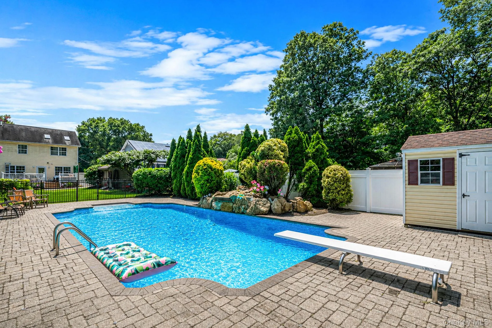 37 Champlin Street, Brookhaven, NY, 4 Bedrooms Bedrooms, 11 Rooms Rooms,2 BathroomsBathrooms,Residential,For Rent,Champlin,0,1028972 37 Champlin Street, Brookhaven, NY, 4 Bedrooms Bedrooms, 11 Rooms Rooms,2 BathroomsBathrooms,Residential,For Rent,Champlin,0,1028972