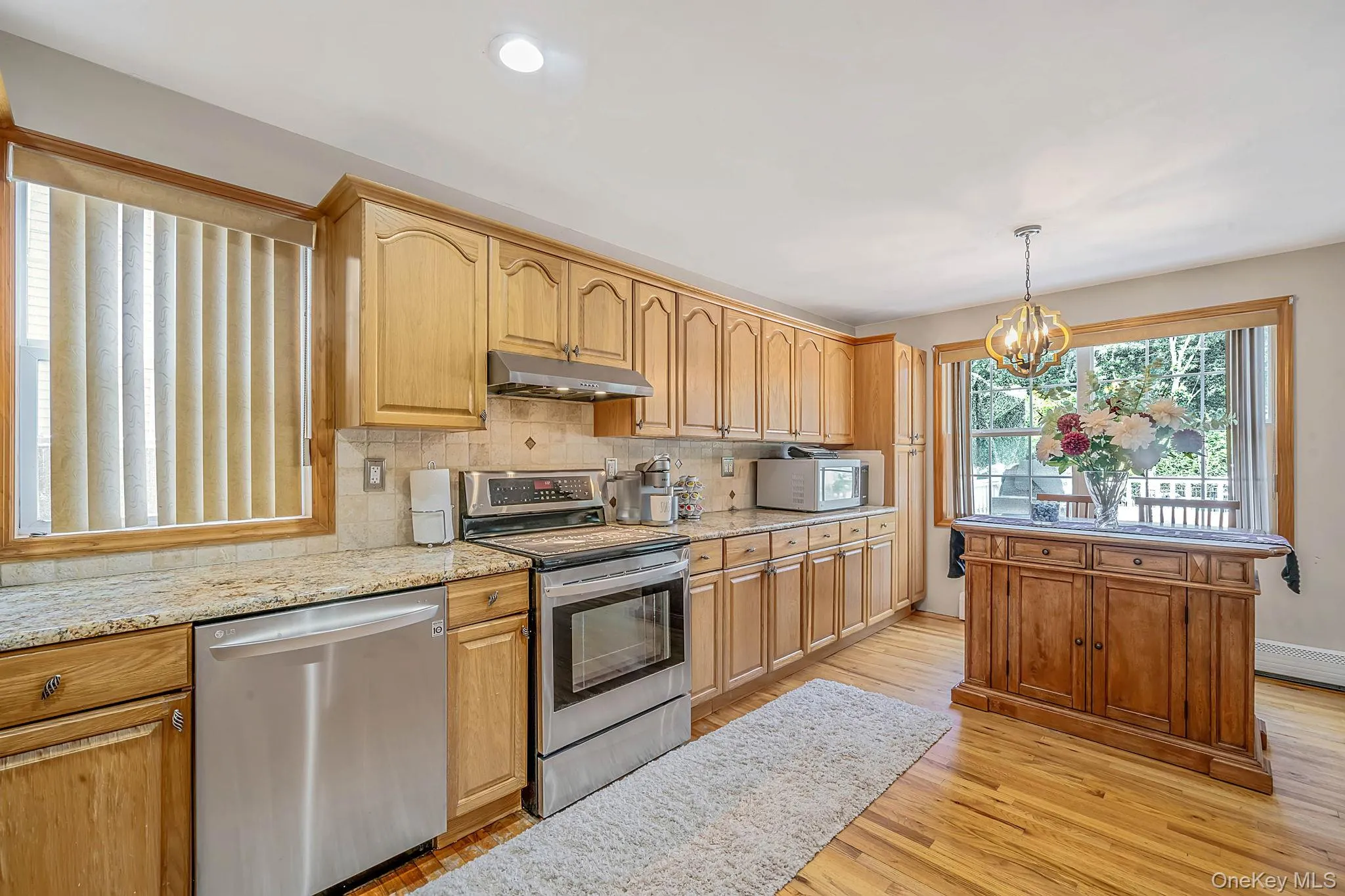 37 Champlin Street, Brookhaven, NY, 4 Bedrooms Bedrooms, 11 Rooms Rooms,2 BathroomsBathrooms,Residential,For Rent,Champlin,0,1028972 37 Champlin Street, Brookhaven, NY, 4 Bedrooms Bedrooms, 11 Rooms Rooms,2 BathroomsBathrooms,Residential,For Rent,Champlin,0,1028972