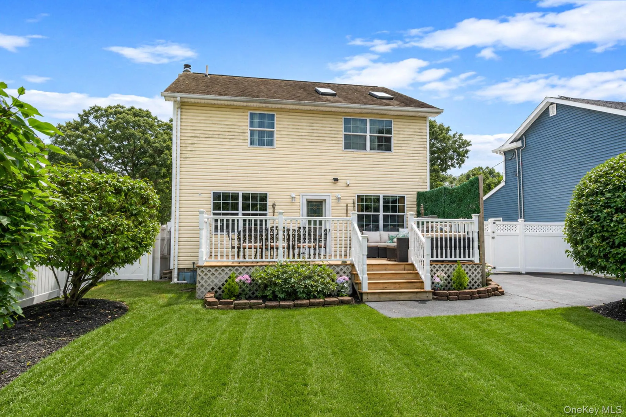 37 Champlin Street, Brookhaven, NY, 4 Bedrooms Bedrooms, 11 Rooms Rooms,2 BathroomsBathrooms,Residential,For Rent,Champlin,0,1028972 37 Champlin Street, Brookhaven, NY, 4 Bedrooms Bedrooms, 11 Rooms Rooms,2 BathroomsBathrooms,Residential,For Rent,Champlin,0,1028972