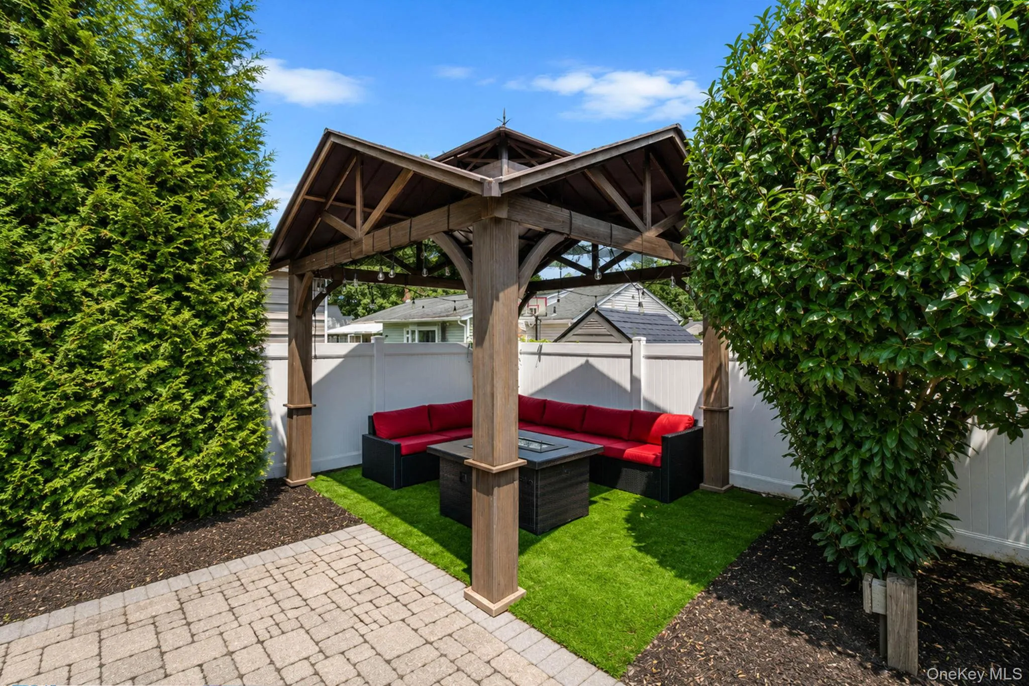 37 Champlin Street, Brookhaven, NY, 4 Bedrooms Bedrooms, 11 Rooms Rooms,2 BathroomsBathrooms,Residential,For Rent,Champlin,0,1028972 37 Champlin Street, Brookhaven, NY, 4 Bedrooms Bedrooms, 11 Rooms Rooms,2 BathroomsBathrooms,Residential,For Rent,Champlin,0,1028972