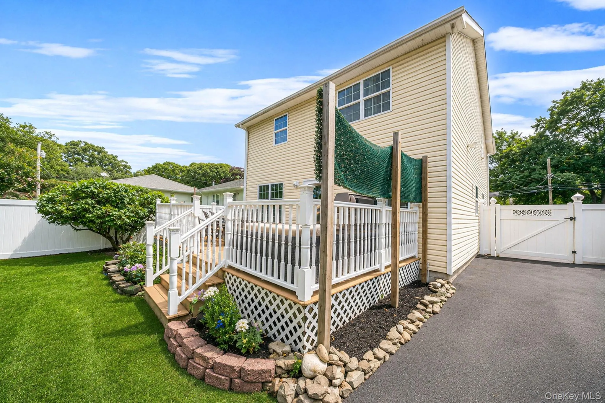 37 Champlin Street, Brookhaven, NY, 4 Bedrooms Bedrooms, 11 Rooms Rooms,2 BathroomsBathrooms,Residential,For Rent,Champlin,0,1028972 37 Champlin Street, Brookhaven, NY, 4 Bedrooms Bedrooms, 11 Rooms Rooms,2 BathroomsBathrooms,Residential,For Rent,Champlin,0,1028972