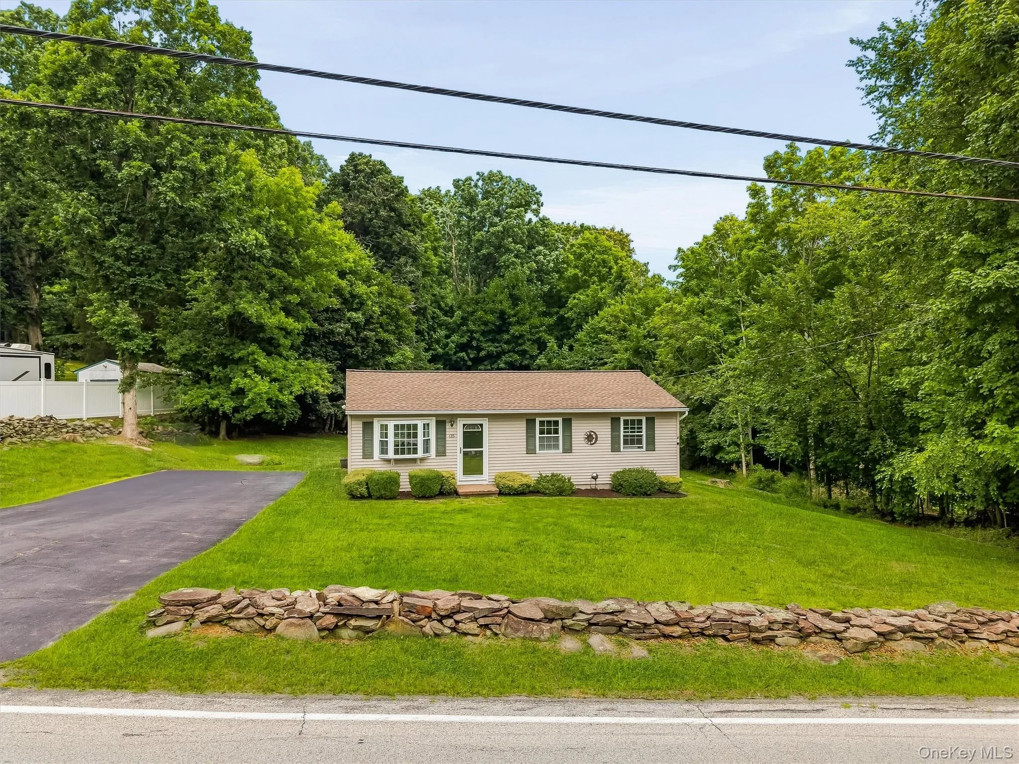 135 Weyants Lane, Newburgh (town), NY, 3 Bedrooms Bedrooms, 6 Rooms Rooms,1 BathroomBathrooms,Residential,For Rent,Weyants,0,1028975 135 Weyants Lane, Newburgh (town), NY, 3 Bedrooms Bedrooms, 6 Rooms Rooms,1 BathroomBathrooms,Residential,For Rent,Weyants,0,1028975