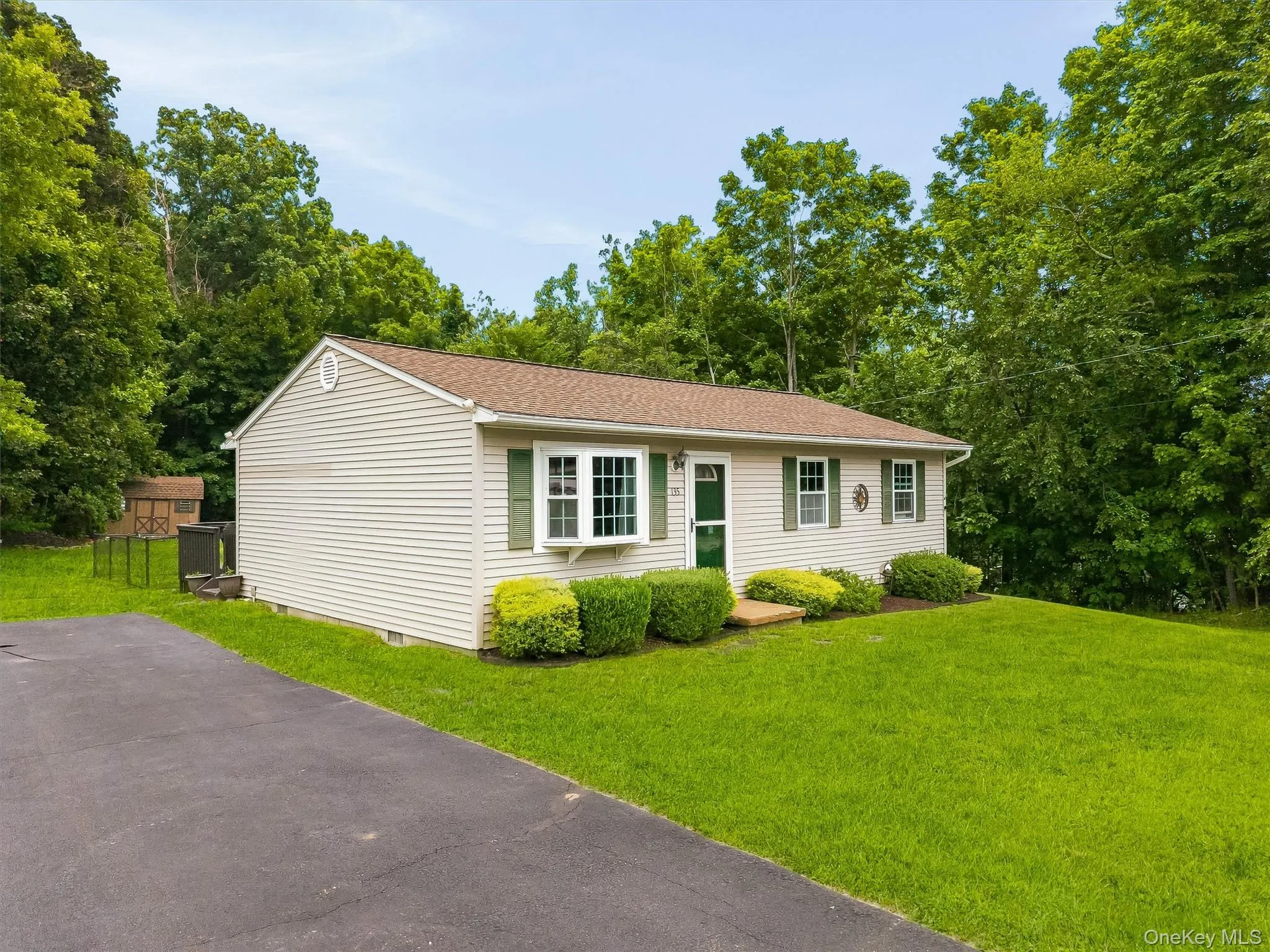 135 Weyants Lane, Newburgh (town), NY, 3 Bedrooms Bedrooms, 6 Rooms Rooms,1 BathroomBathrooms,Residential,For Rent,Weyants,0,1028975 135 Weyants Lane, Newburgh (town), NY, 3 Bedrooms Bedrooms, 6 Rooms Rooms,1 BathroomBathrooms,Residential,For Rent,Weyants,0,1028975