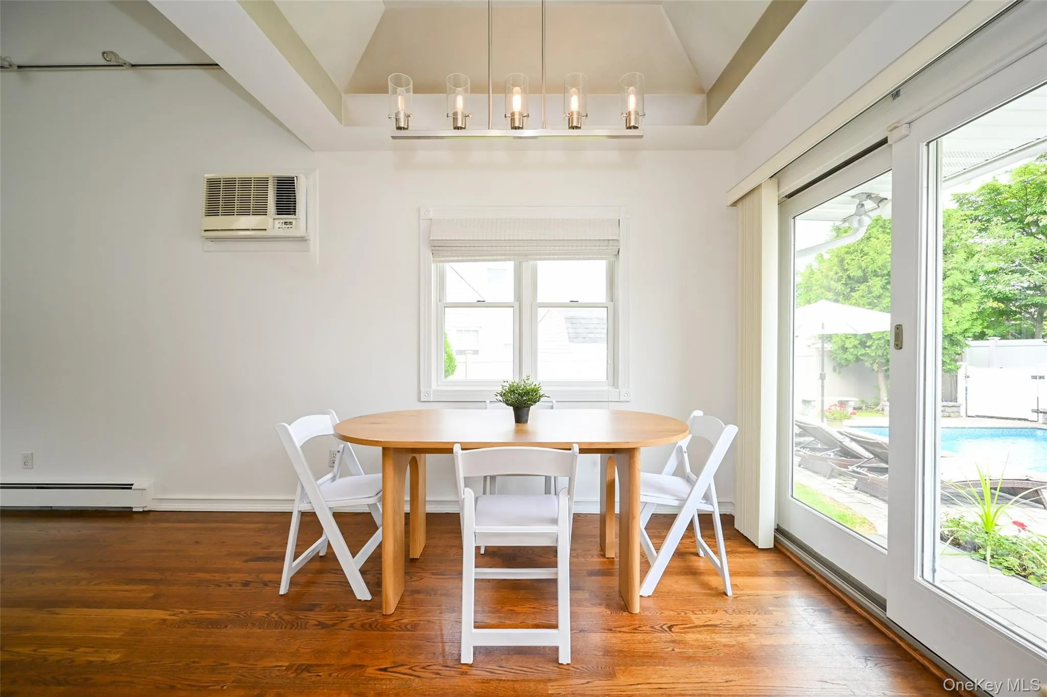 5 Cheshire Avenue, Oyster Bay, NY, 2 Bedrooms Bedrooms, 5 Rooms Rooms,2 BathroomsBathrooms,Residential Lease,For Rent,Cheshire,0,1028976 5 Cheshire Avenue, Oyster Bay, NY, 2 Bedrooms Bedrooms, 5 Rooms Rooms,2 BathroomsBathrooms,Residential Lease,For Rent,Cheshire,0,1028976