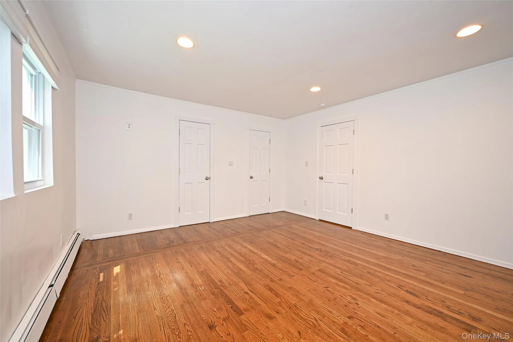 5 Cheshire Avenue, Oyster Bay, NY, 2 Bedrooms Bedrooms, 5 Rooms Rooms,2 BathroomsBathrooms,Residential Lease,For Rent,Cheshire,0,1028976 5 Cheshire Avenue, Oyster Bay, NY, 2 Bedrooms Bedrooms, 5 Rooms Rooms,2 BathroomsBathrooms,Residential Lease,For Rent,Cheshire,0,1028976