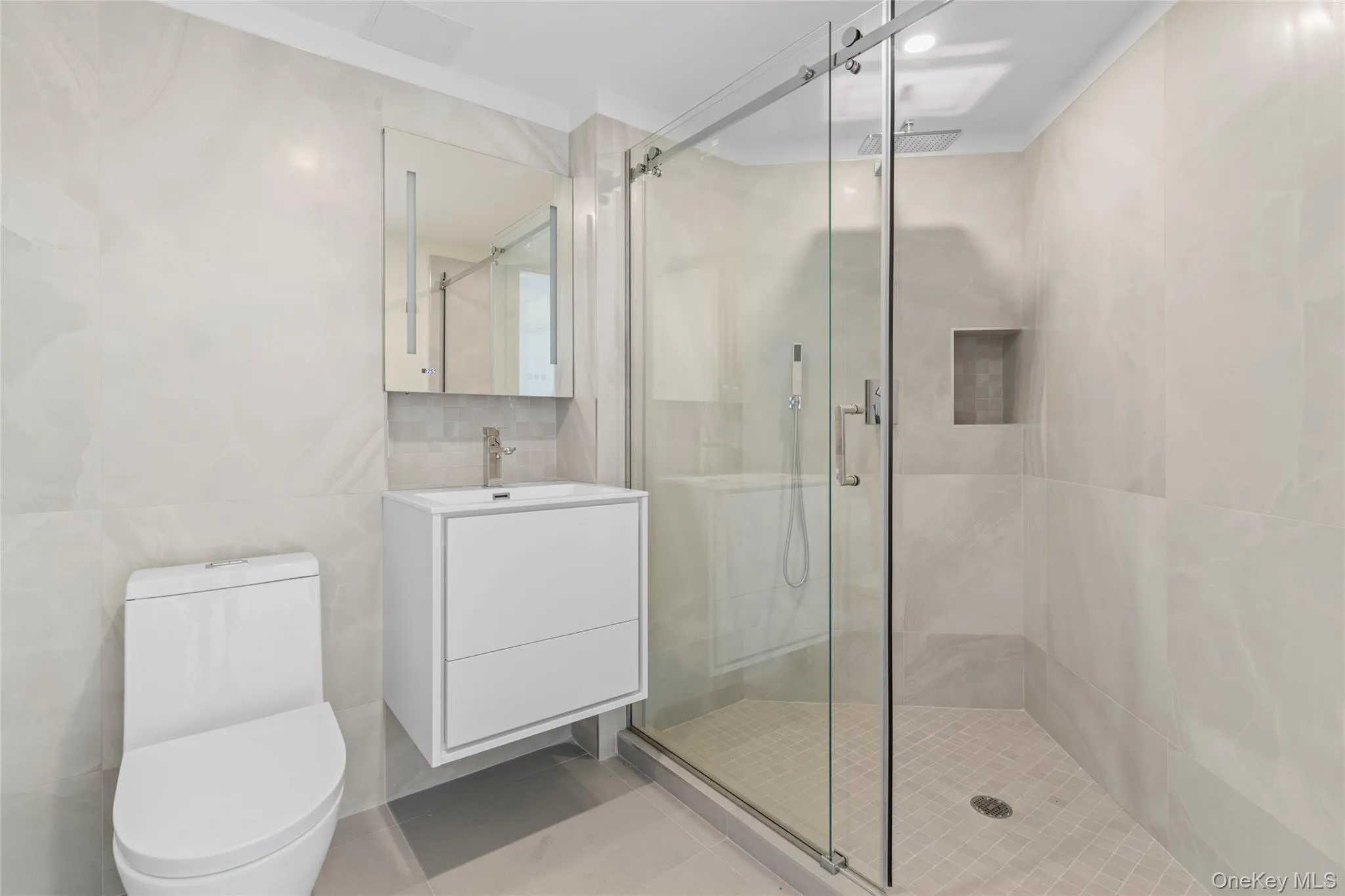 733 Ocean Parkway, New York, NY, 2 Bedrooms Bedrooms, 5 Rooms Rooms,2 BathroomsBathrooms,Residential,For Rent,Ocean,0,1028980 733 Ocean Parkway, New York, NY, 2 Bedrooms Bedrooms, 5 Rooms Rooms,2 BathroomsBathrooms,Residential,For Rent,Ocean,0,1028980