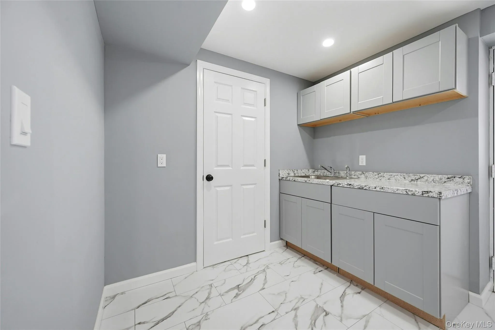 29 Henry Avenue, Brookhaven, NY, 4 Bedrooms Bedrooms, 9 Rooms Rooms,2 BathroomsBathrooms,Residential,For Rent,Henry,0,1028983 29 Henry Avenue, Brookhaven, NY, 4 Bedrooms Bedrooms, 9 Rooms Rooms,2 BathroomsBathrooms,Residential,For Rent,Henry,0,1028983