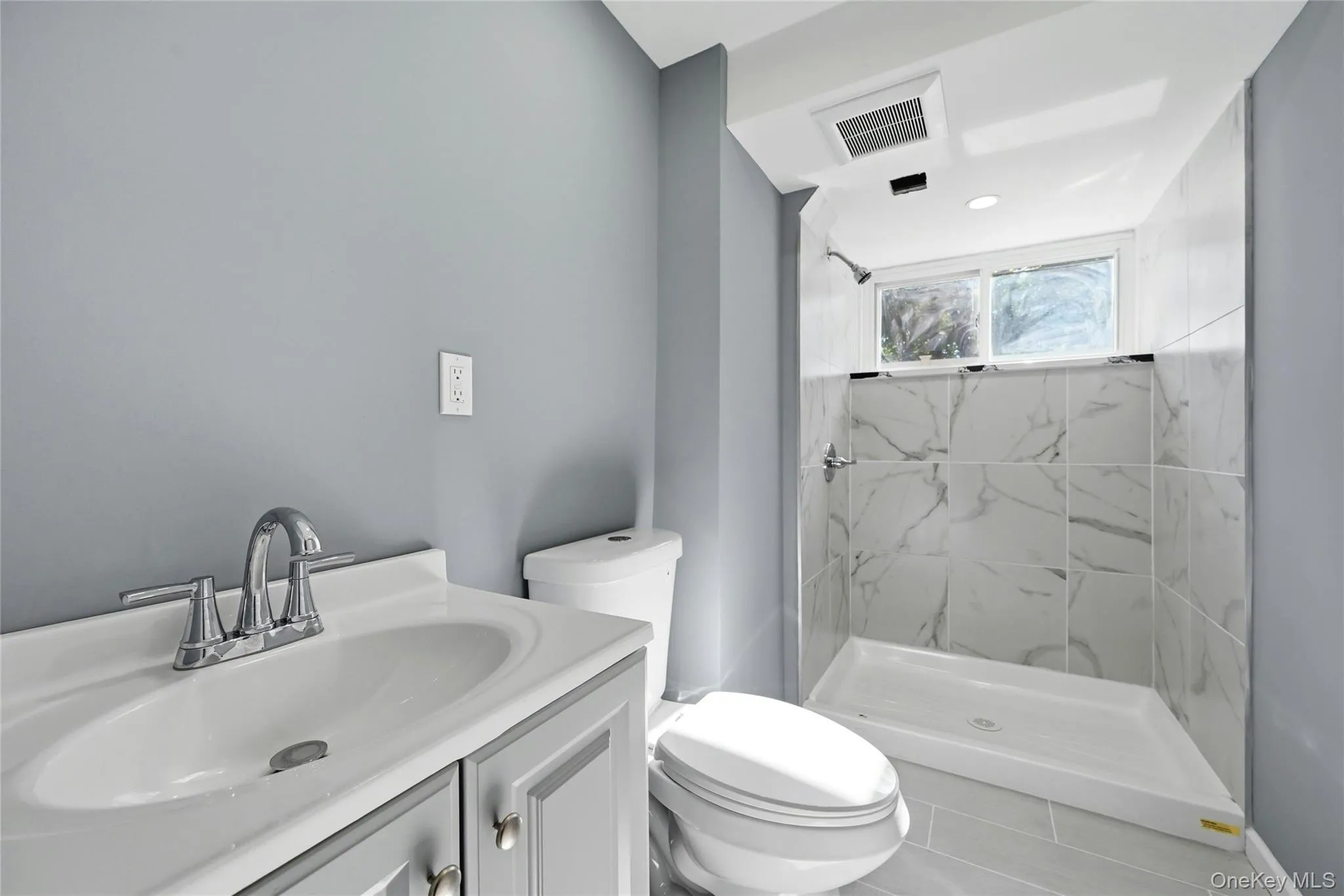 29 Henry Avenue, Brookhaven, NY, 4 Bedrooms Bedrooms, 9 Rooms Rooms,2 BathroomsBathrooms,Residential,For Rent,Henry,0,1028983 29 Henry Avenue, Brookhaven, NY, 4 Bedrooms Bedrooms, 9 Rooms Rooms,2 BathroomsBathrooms,Residential,For Rent,Henry,0,1028983